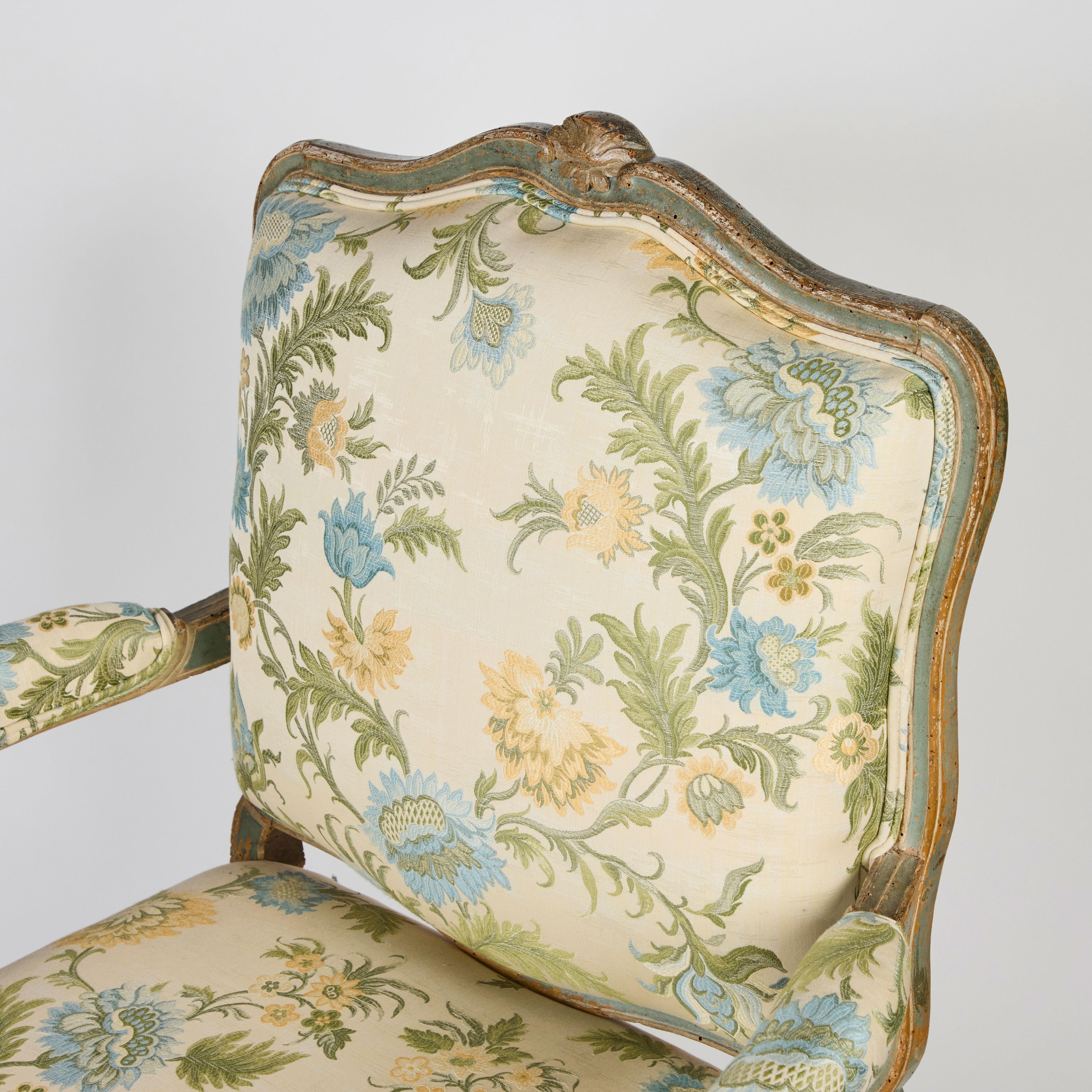 18th Century Painted French Armchair in Coraggio Fabric For Sale 4