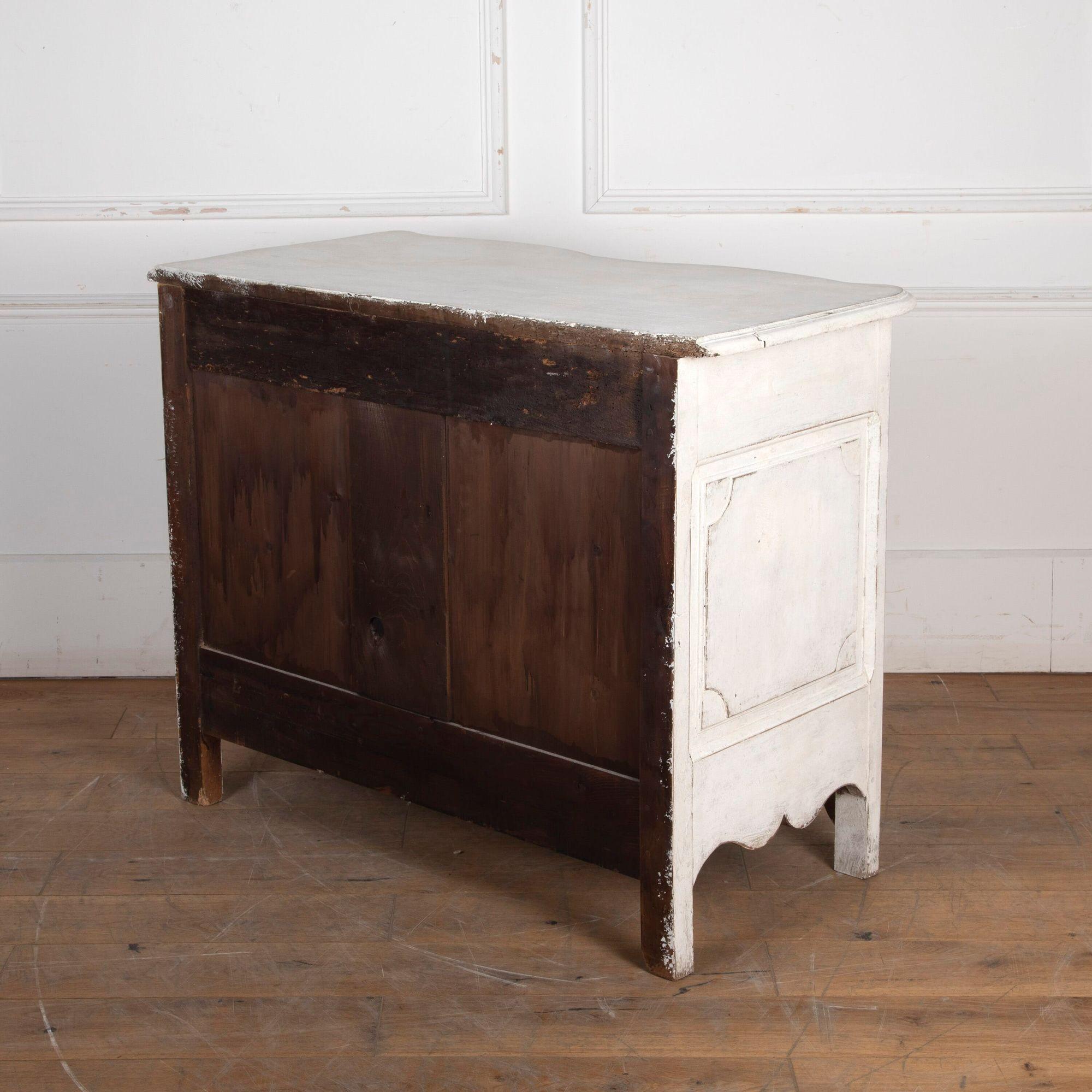 18th Century Painted French Commode In Good Condition For Sale In Gloucestershire, GB