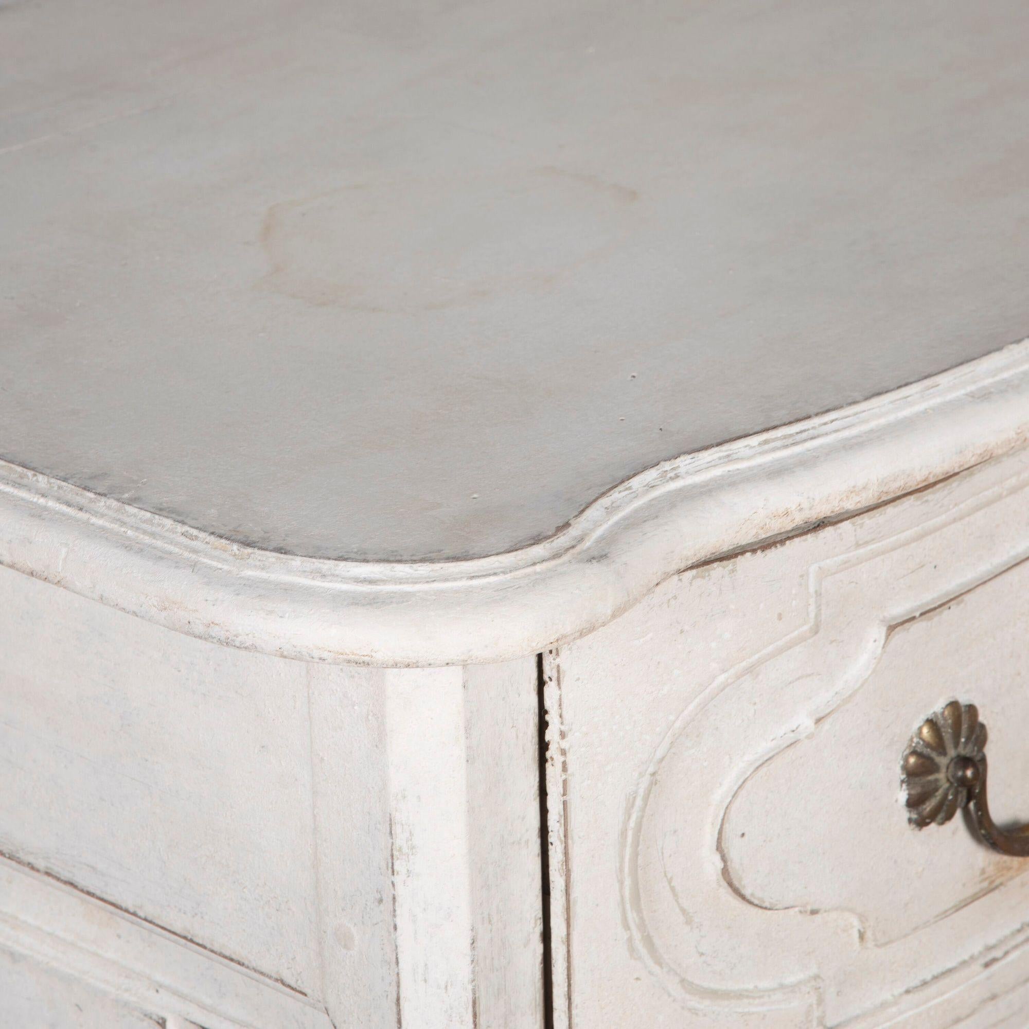 Wood 18th Century Painted French Commode For Sale