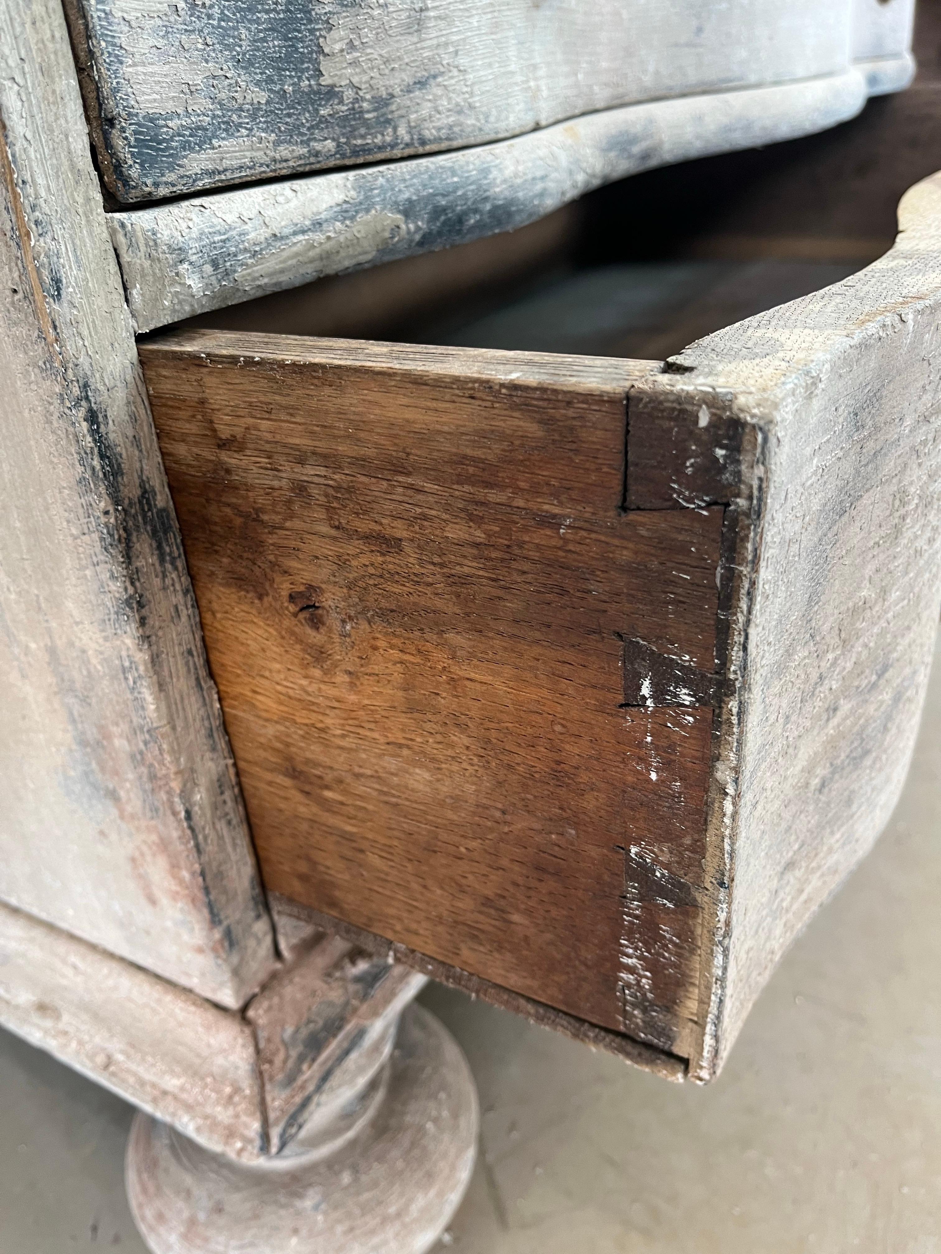 Cassettone Gustavo dipinto del XVIII secolo / Commode / Cassettiera in vendita 7