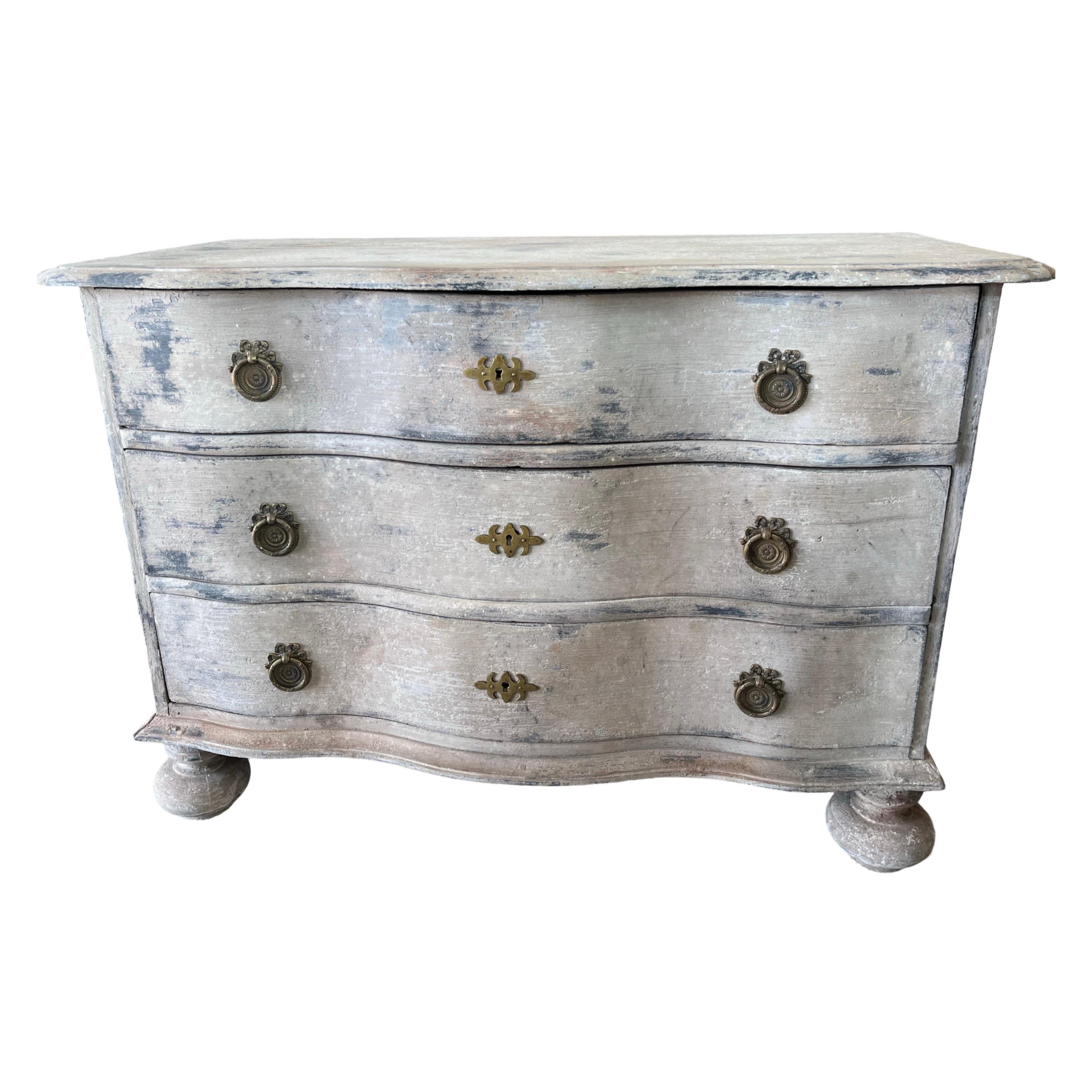 18th Century Painted Gustavian Dresser / Commode / Chest of Drawers