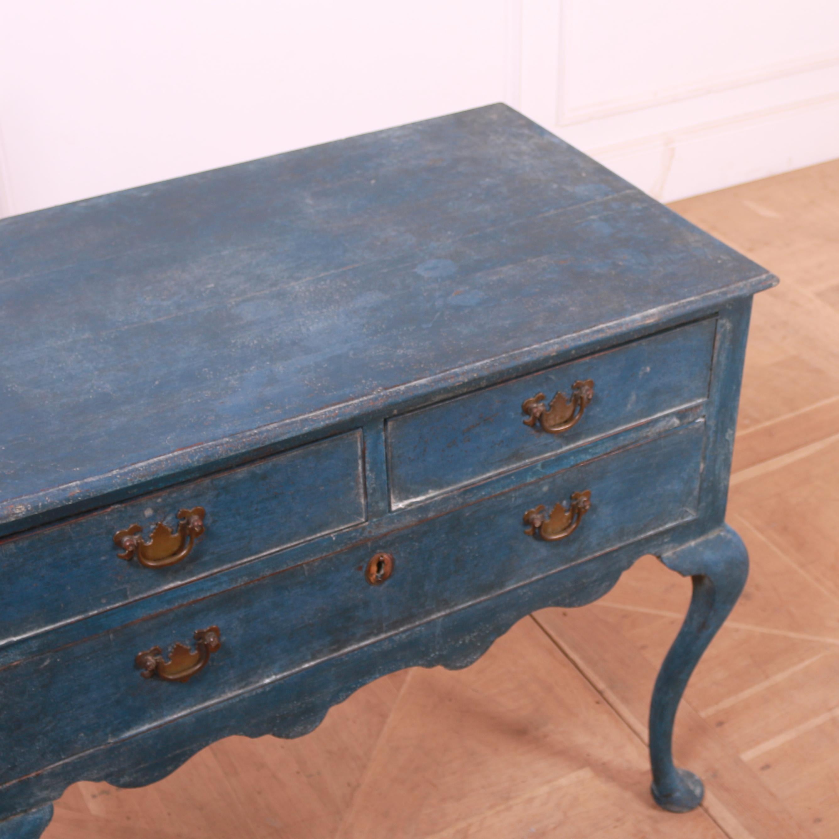 18th Century and Earlier 18th Century Painted Lamp Table For Sale