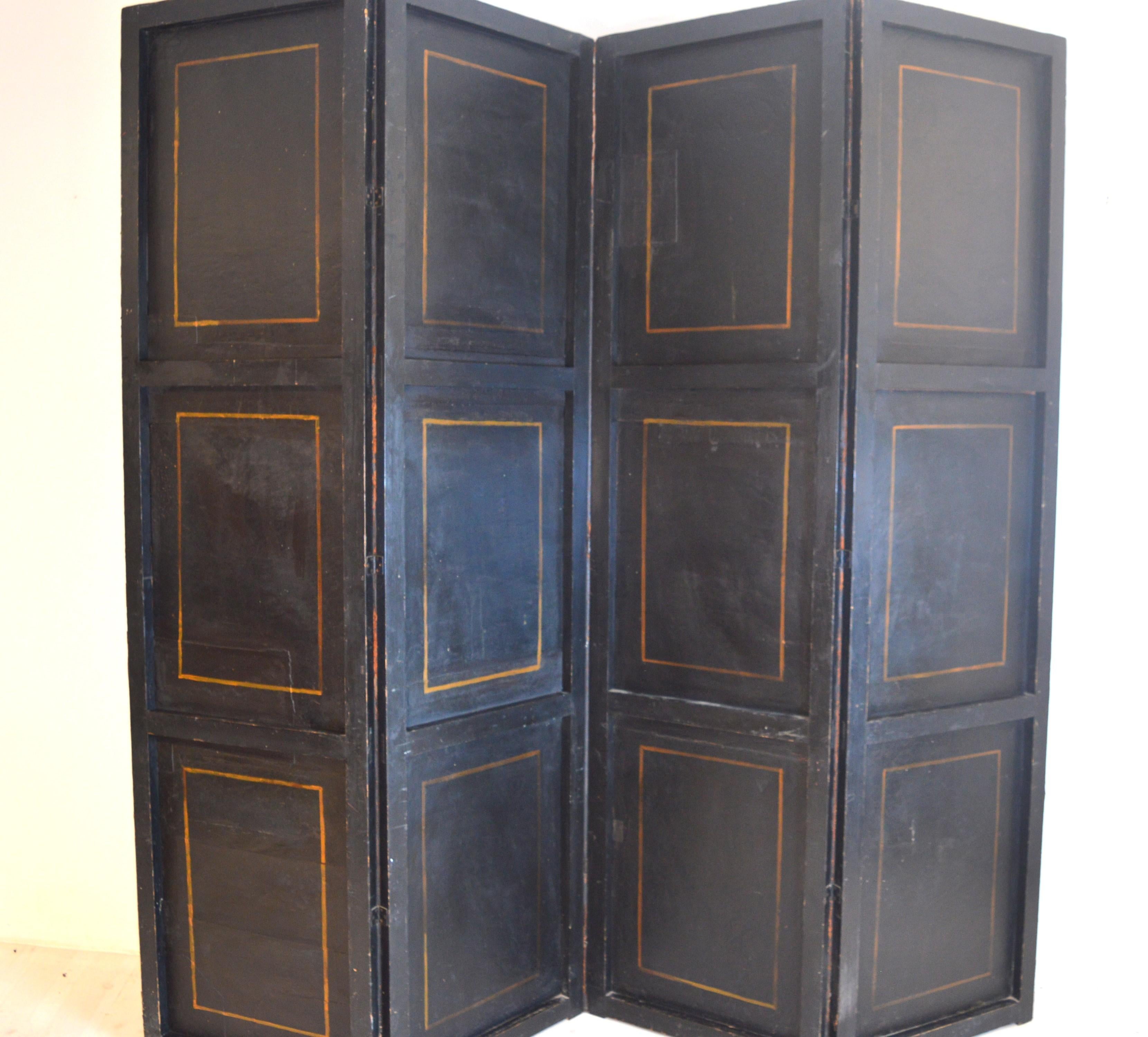 18th century painted leather screen For Sale 2