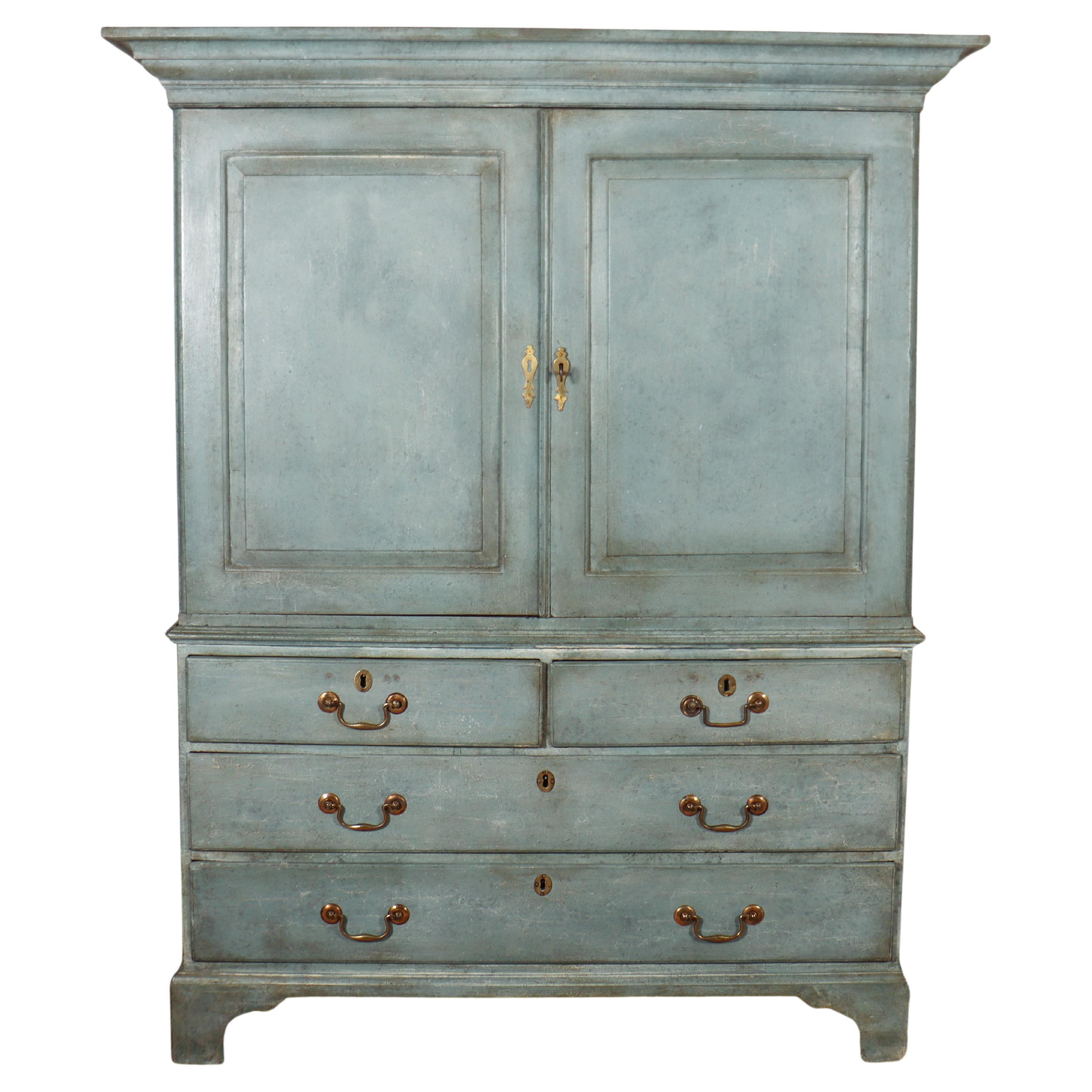 18th Century Painted Linen Cupboard For Sale