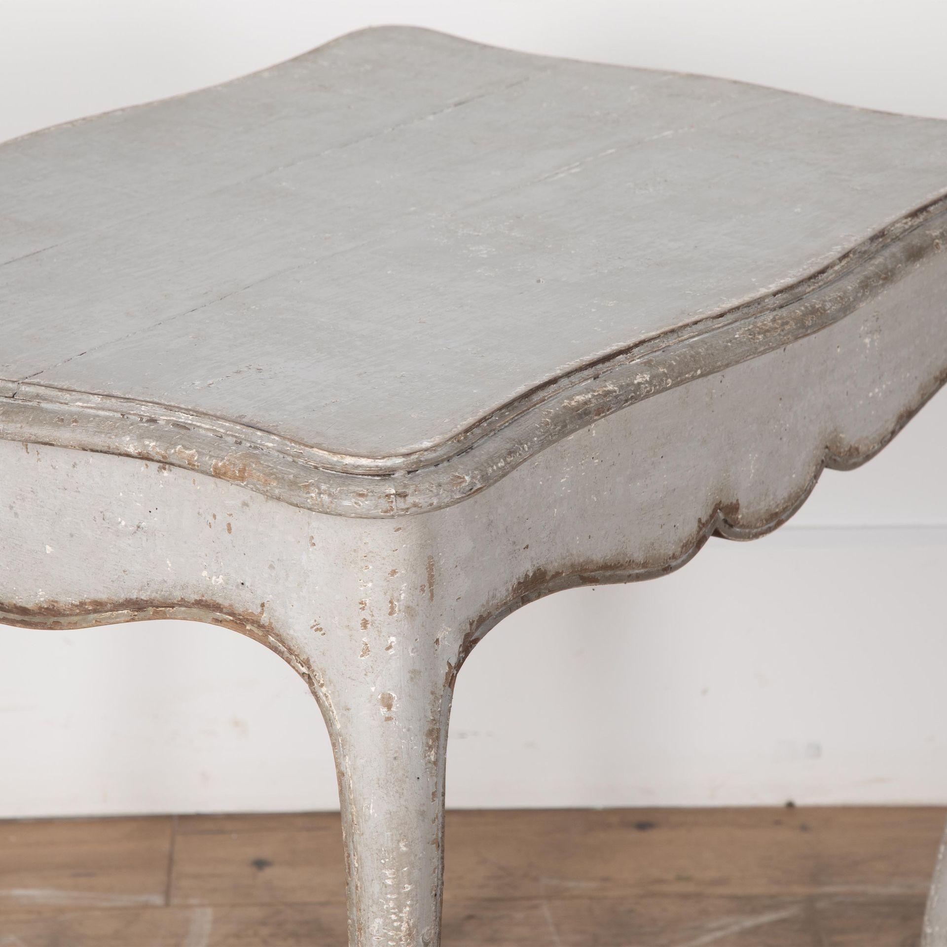 18th Century Painted Provencal Side Table For Sale 1