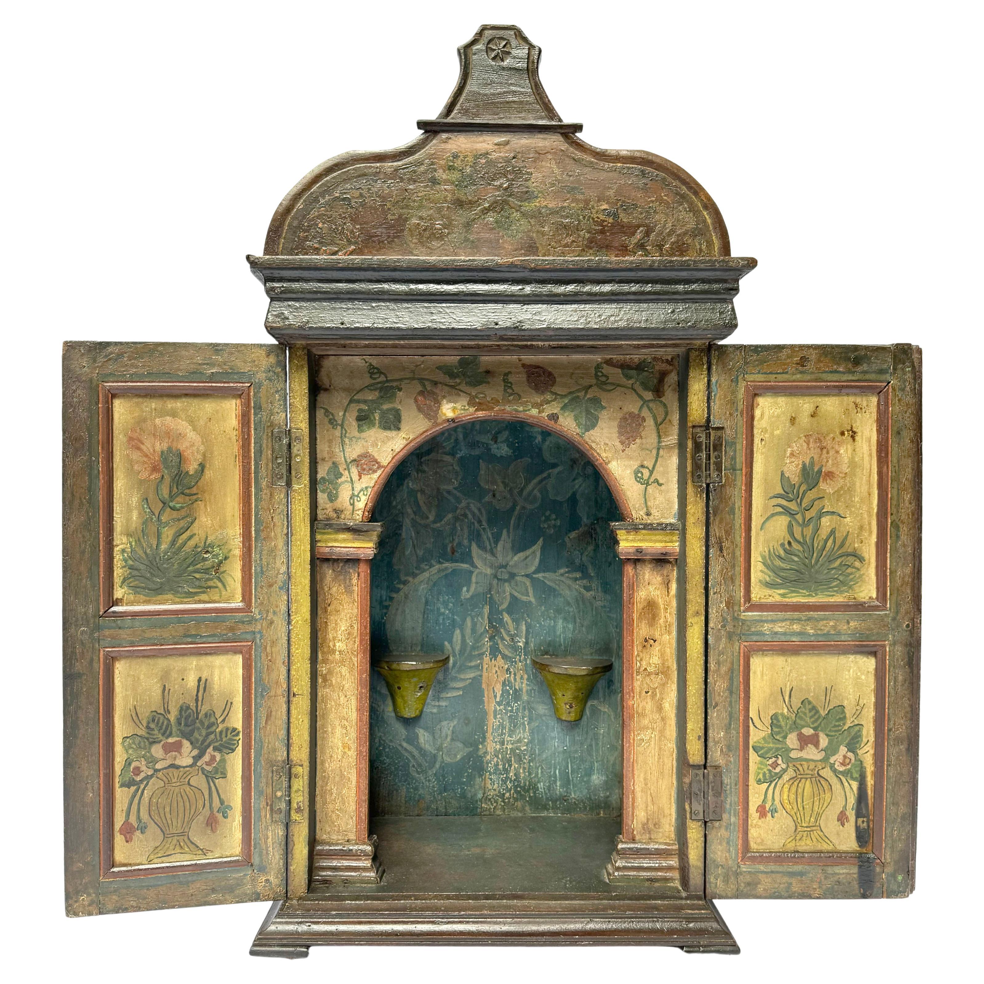 Santuario pintado del siglo XVIII en venta