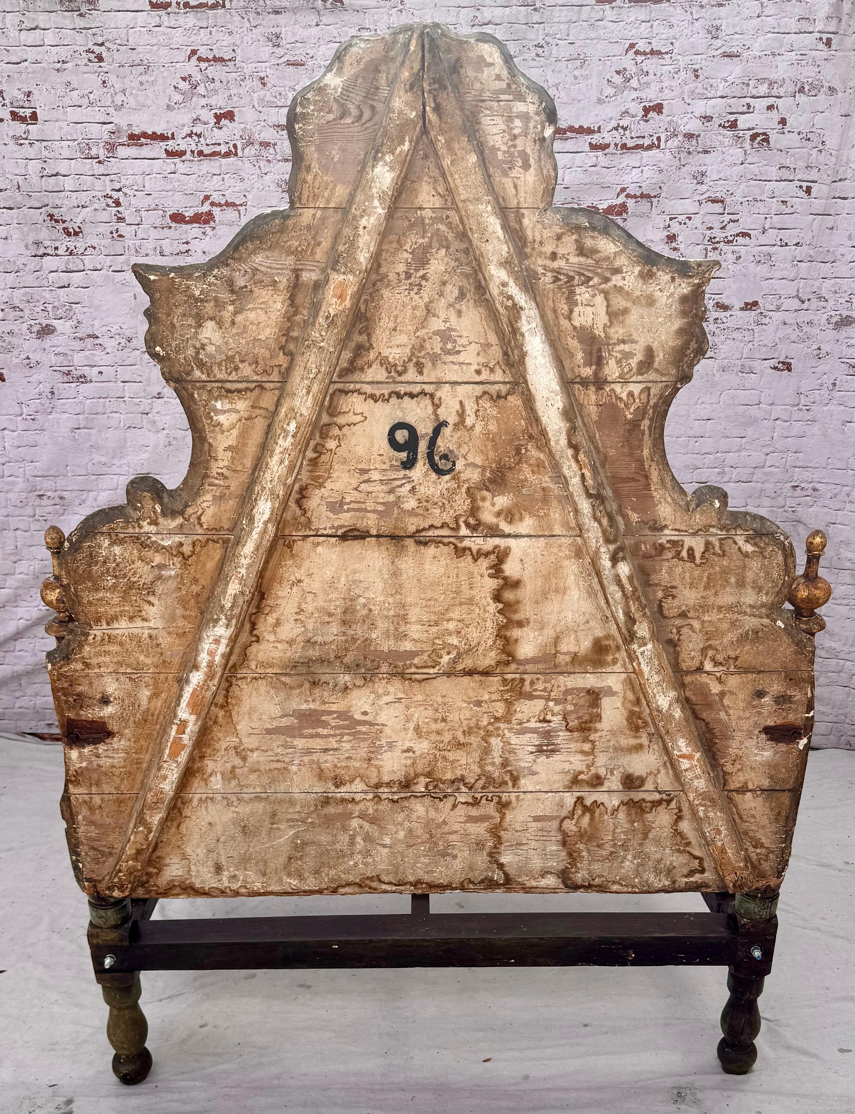 18th Century Painted Venetian Bed or Headboard 3
