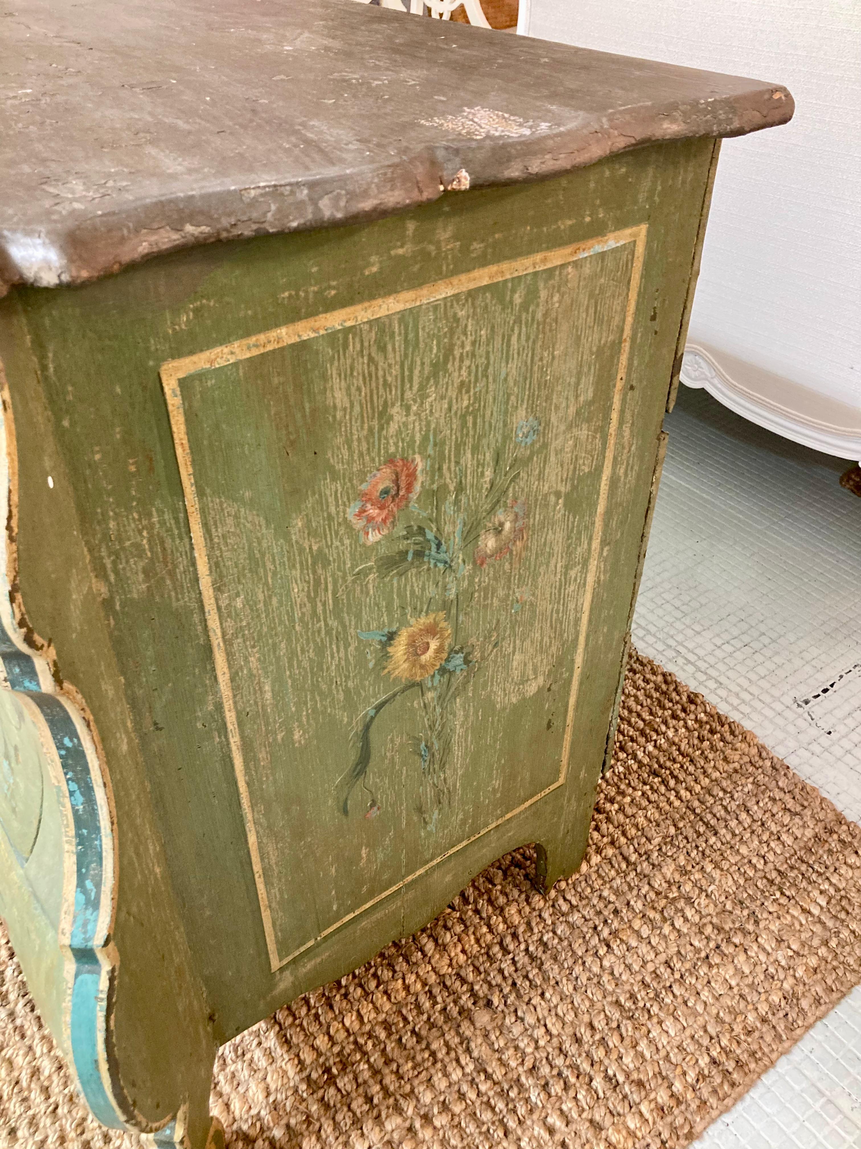 18th Century Painted Venetian Commode For Sale 2
