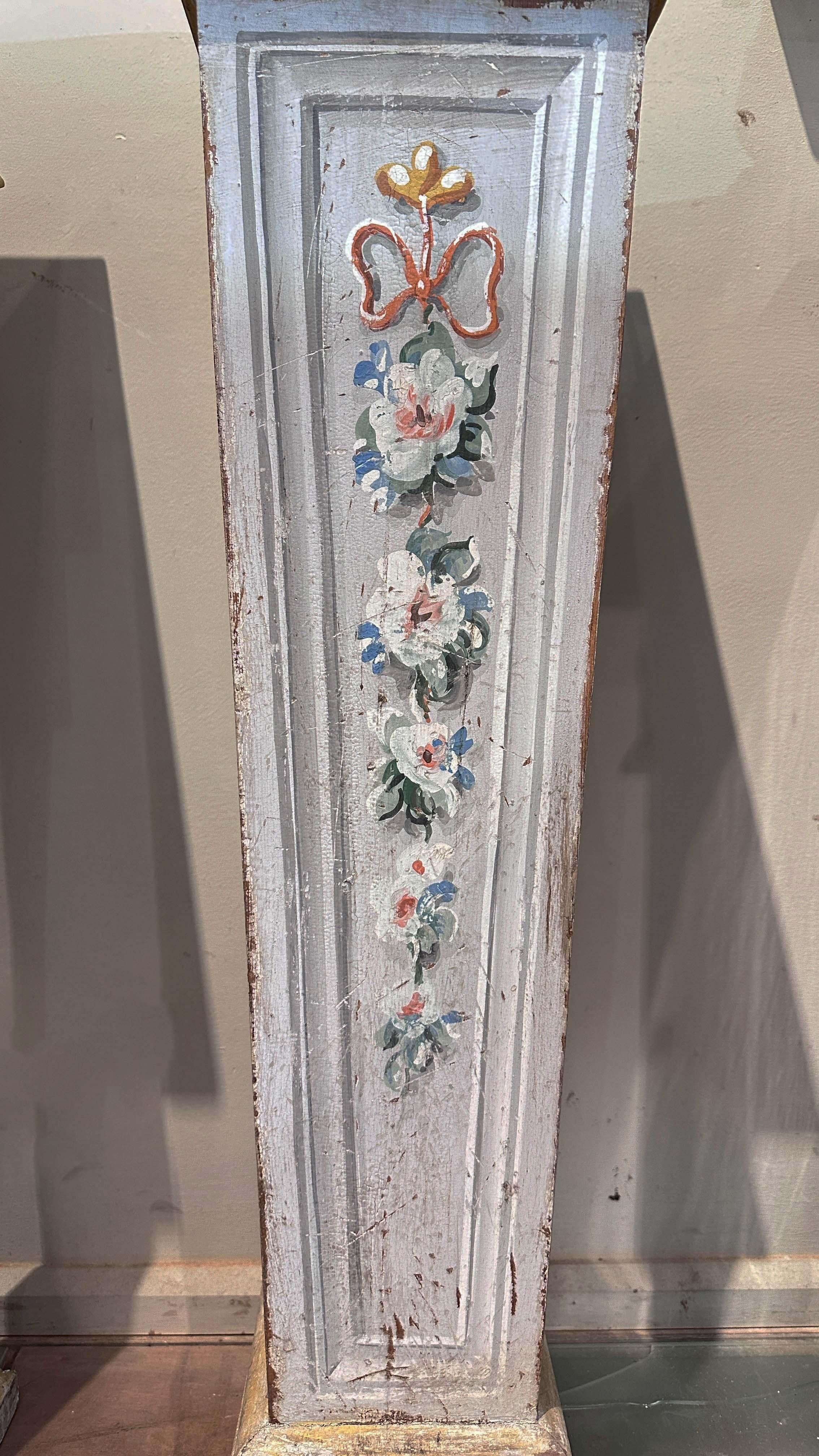 19th Century 18th CENTURY PAINTED WOOD COLUMNS For Sale