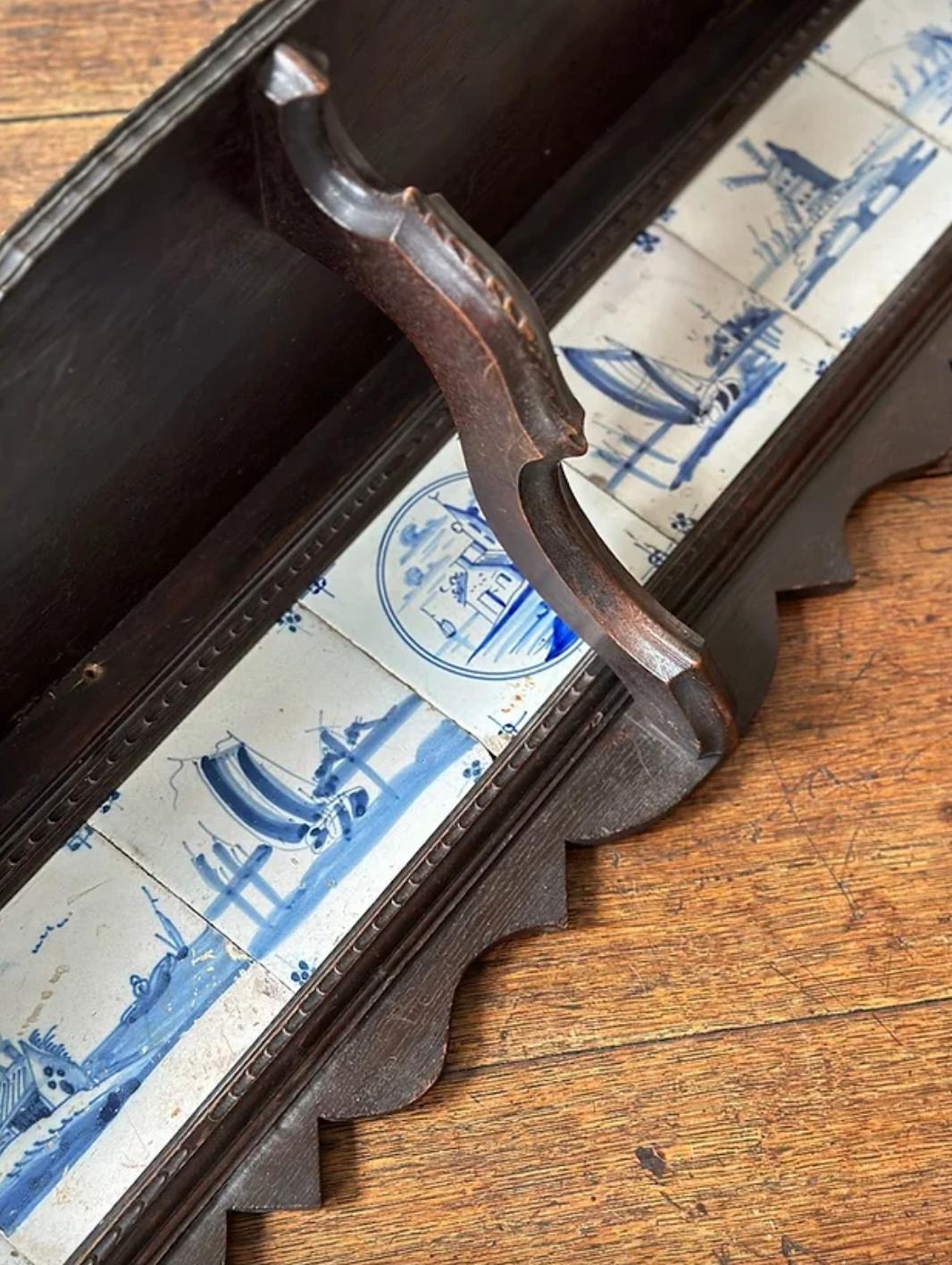 18th Century Painted Wooden Shelf With Delft Tiles For Sale 7