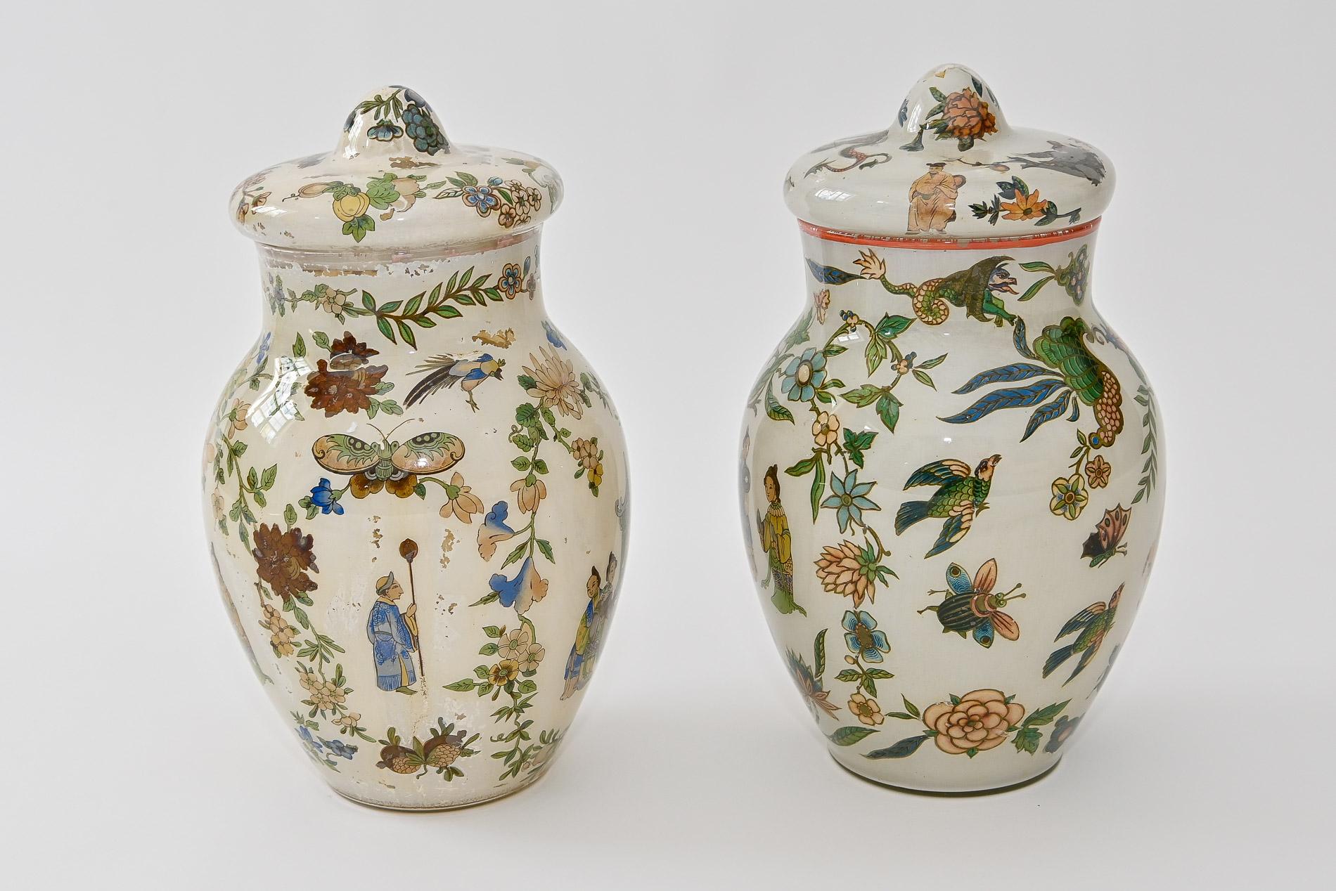 18th century pair of Decalcomania Glass vases Piemonte Italy Arte Povera
A rare pair lidded vases from Piemonte Italy 18th century.
Painted in polychrome with applications in Arte Povera with floral and chinois motifs.
The charisma that spreads