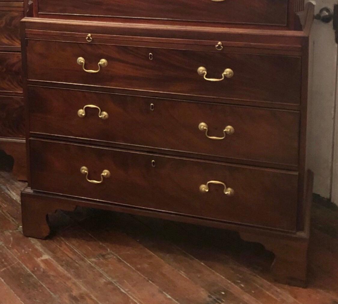 Mahogany 18th Century Pair of English Chippendale Chest on Chest / Tallboy