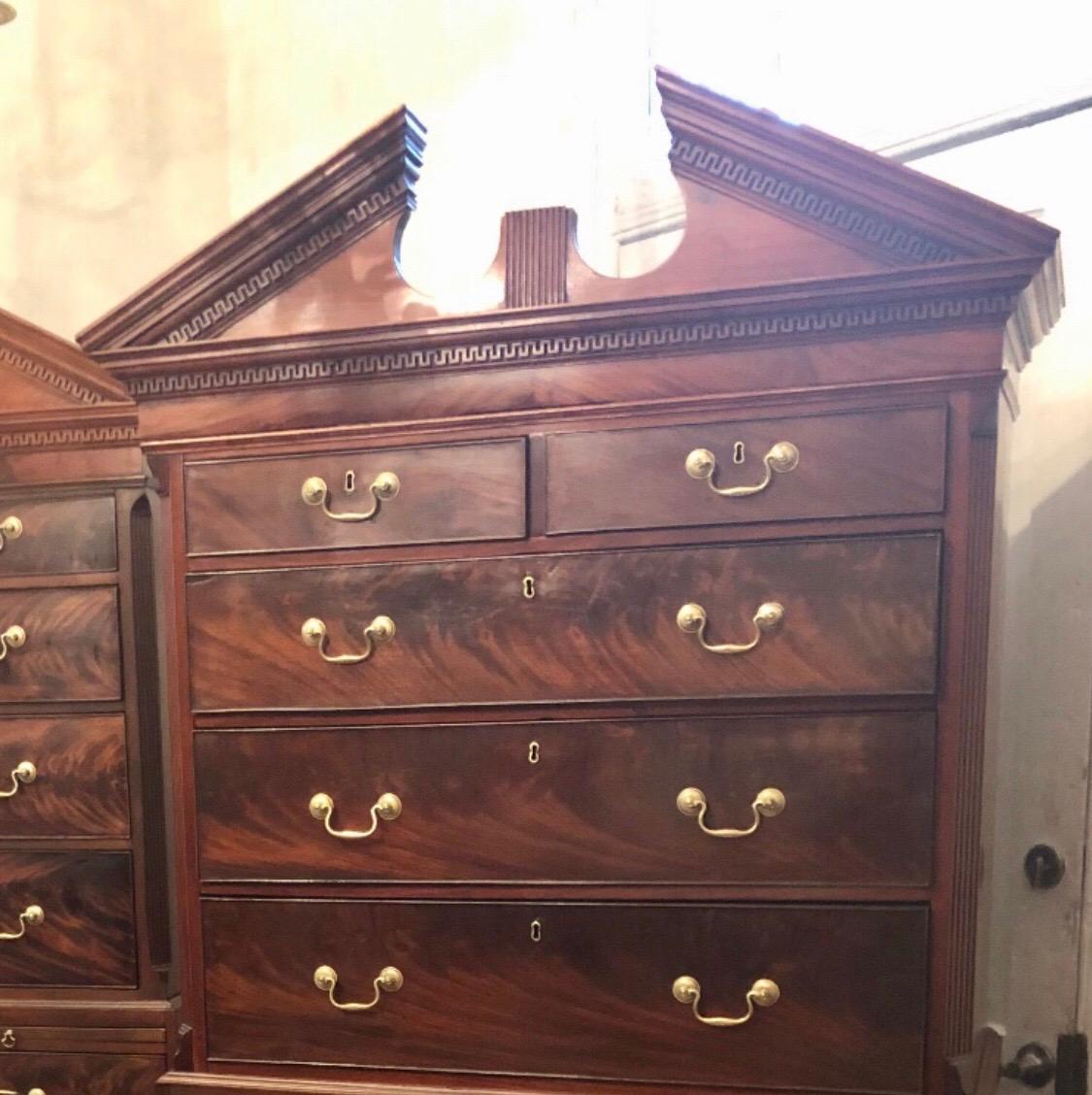 18th Century Pair of English Chippendale Chest on Chest / Tallboy 1
