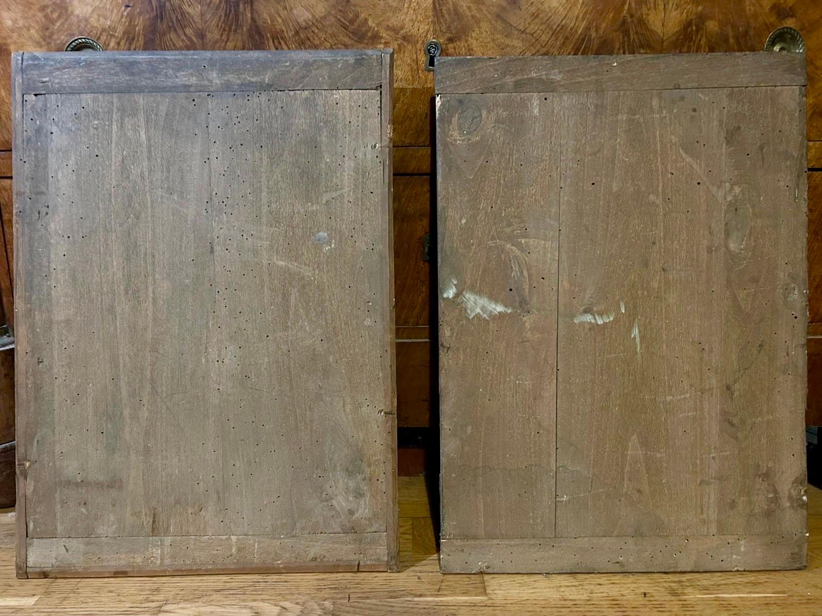 18th century Pair of Baroque panels gilded stucco molding fixed on wooden panels For Sale 4