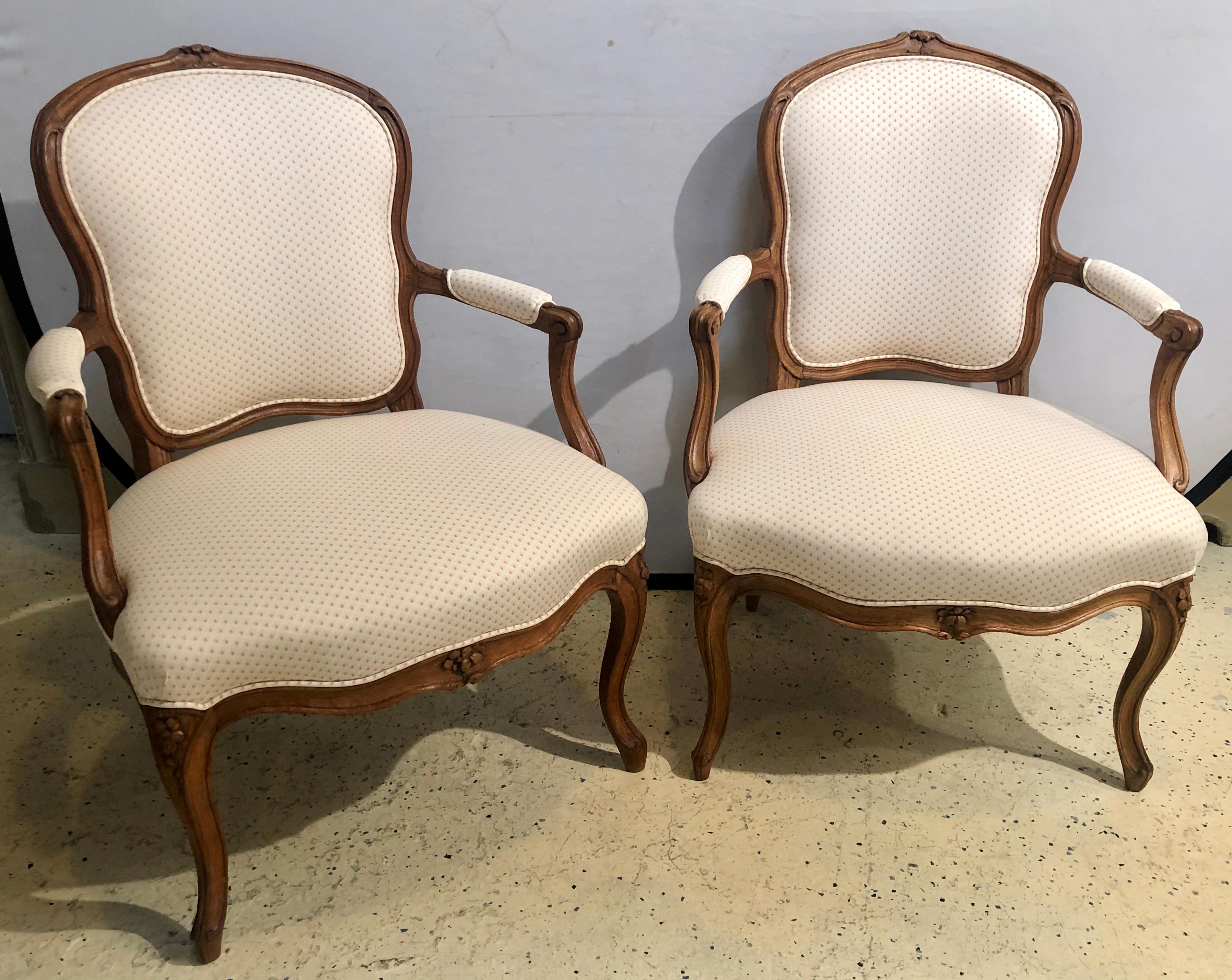 Louis XV 18th Century Pair of Beechwood Fauteuils or Armchairs with Provenance