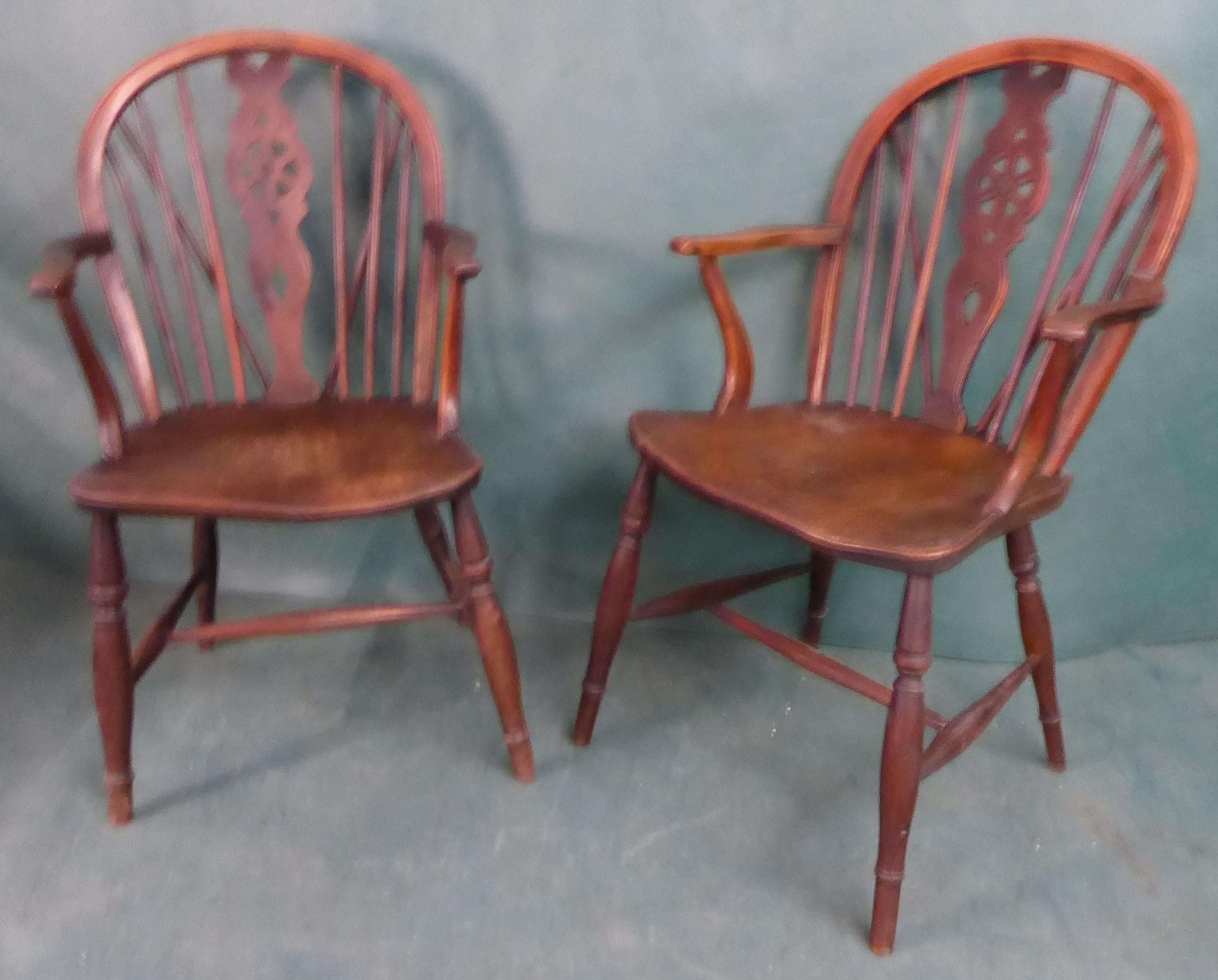 XVIIIe siècle Paire de chaises du 18e siècle en vente