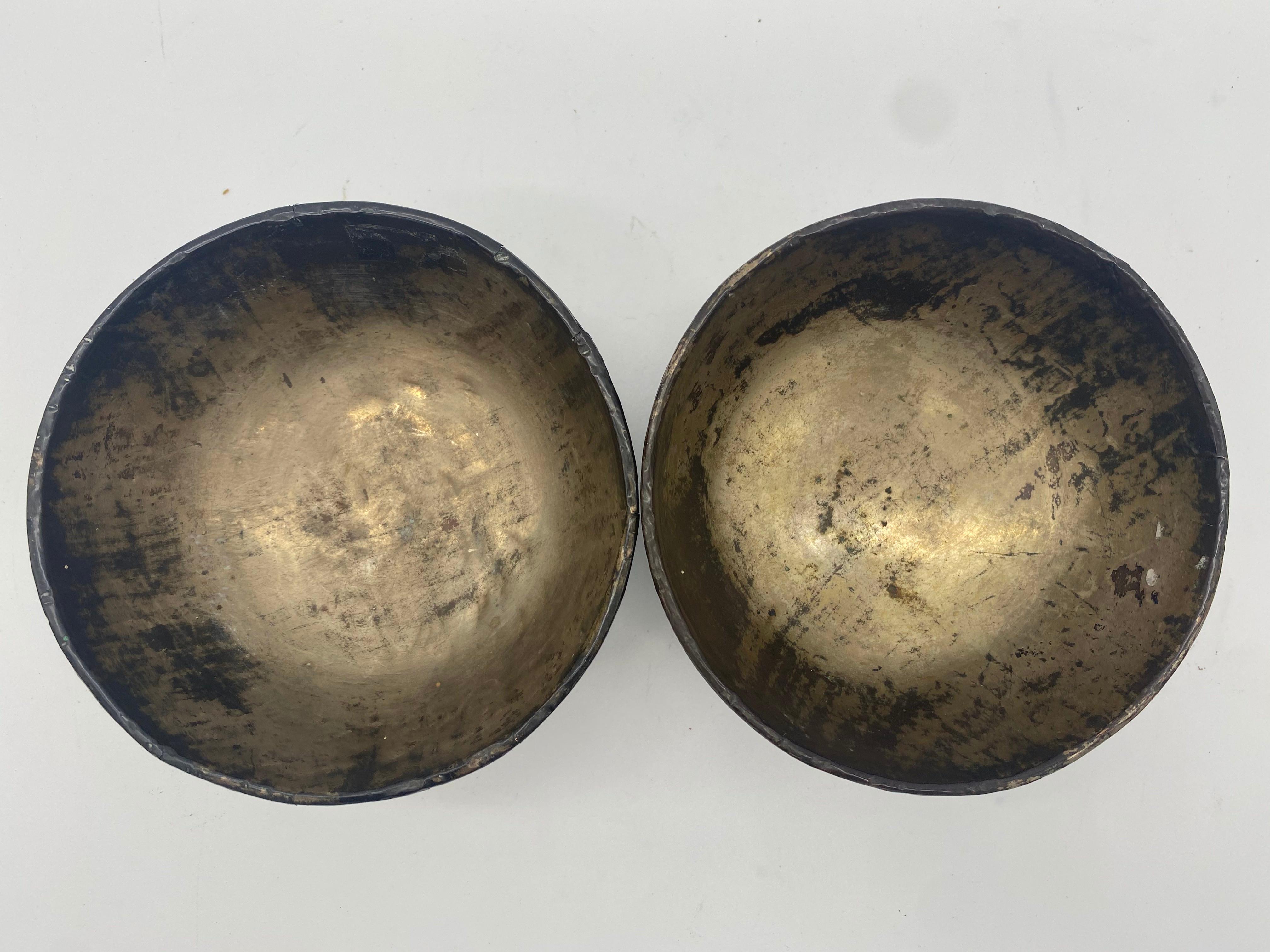 18th Century and Earlier 18th Century Pair of Chinese Silver Lacquer Bowls with Mother of Pearl Inlaid For Sale