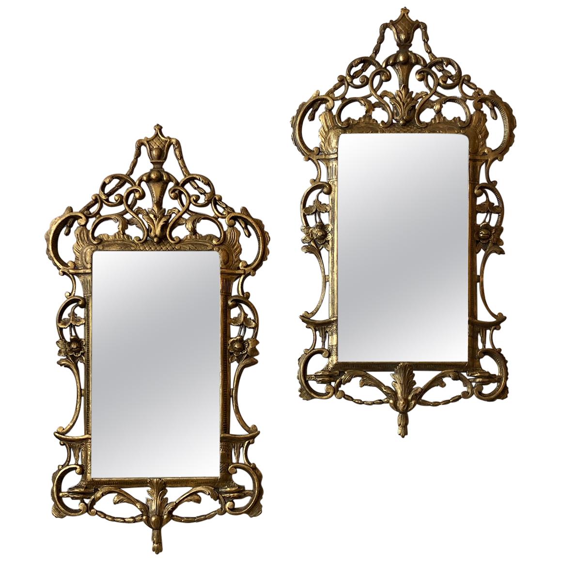 18th Century Pair of English Giltwood Georgian Mirrors