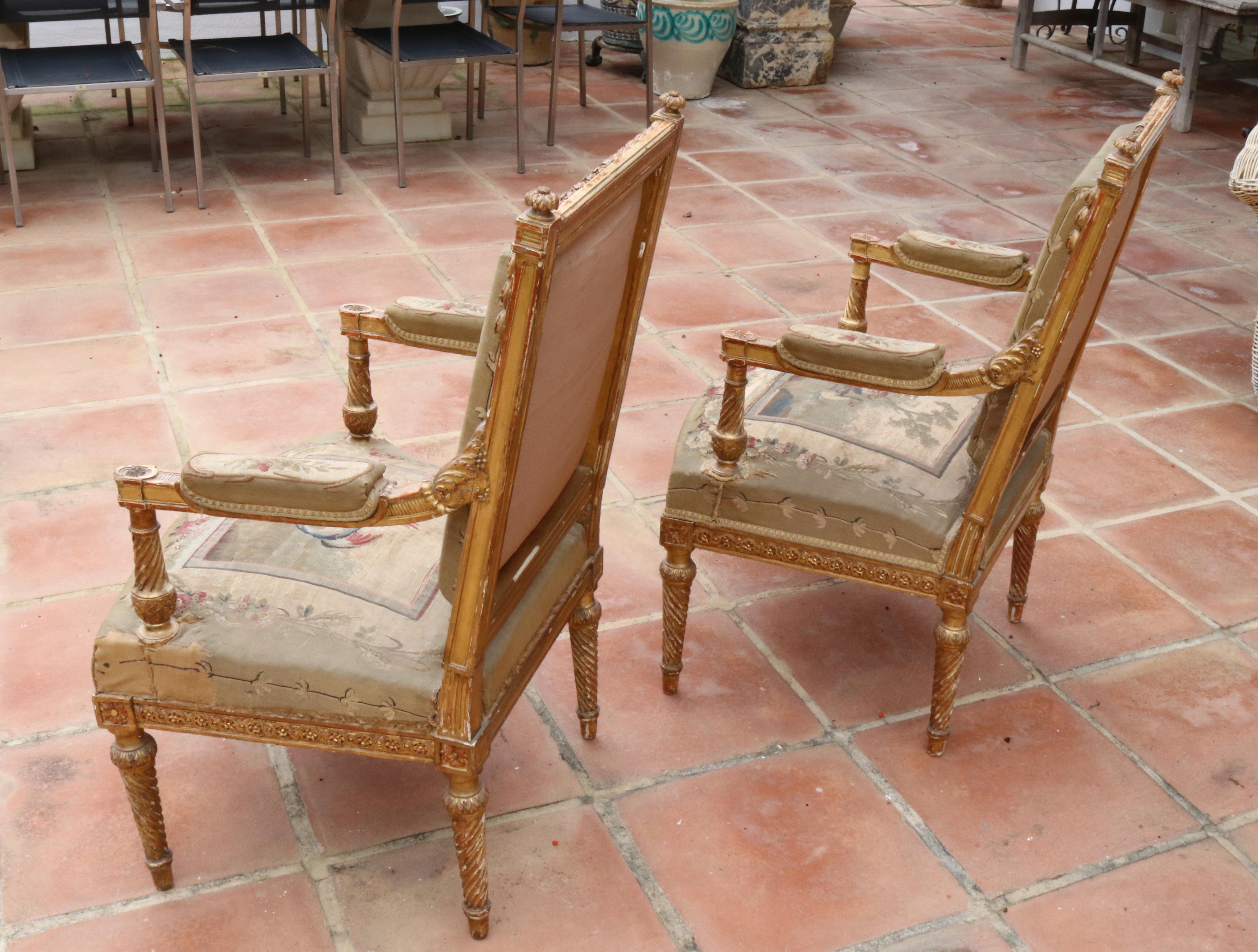 18th Century Pair of French Aubusson Armchairs with Gilded Wooden Frames For Sale 3