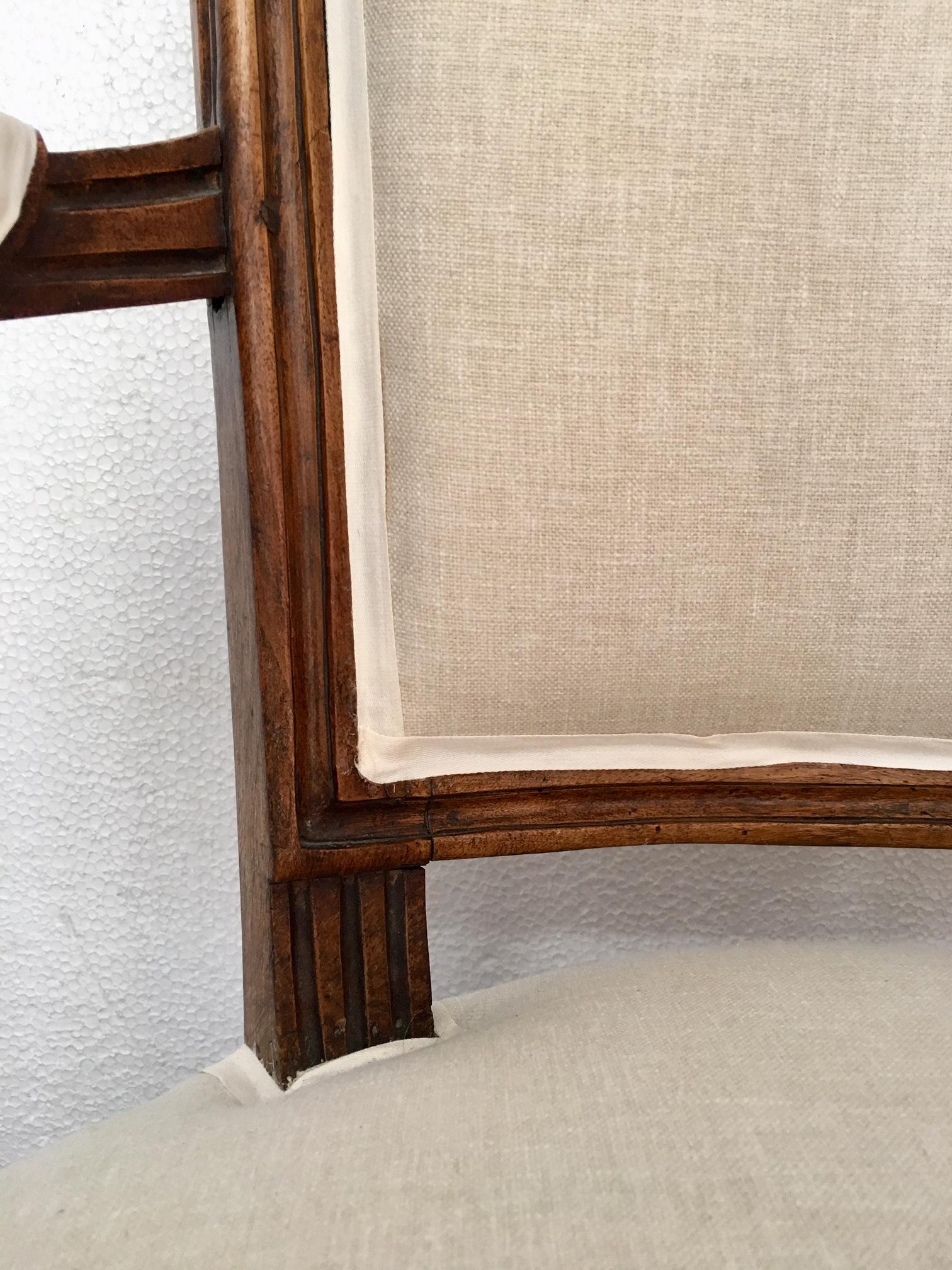 Coppia di Fauteuils o poltrone francesi Luigi XVI del XVIII secolo In condizioni buone in vendita a Madrid, ES