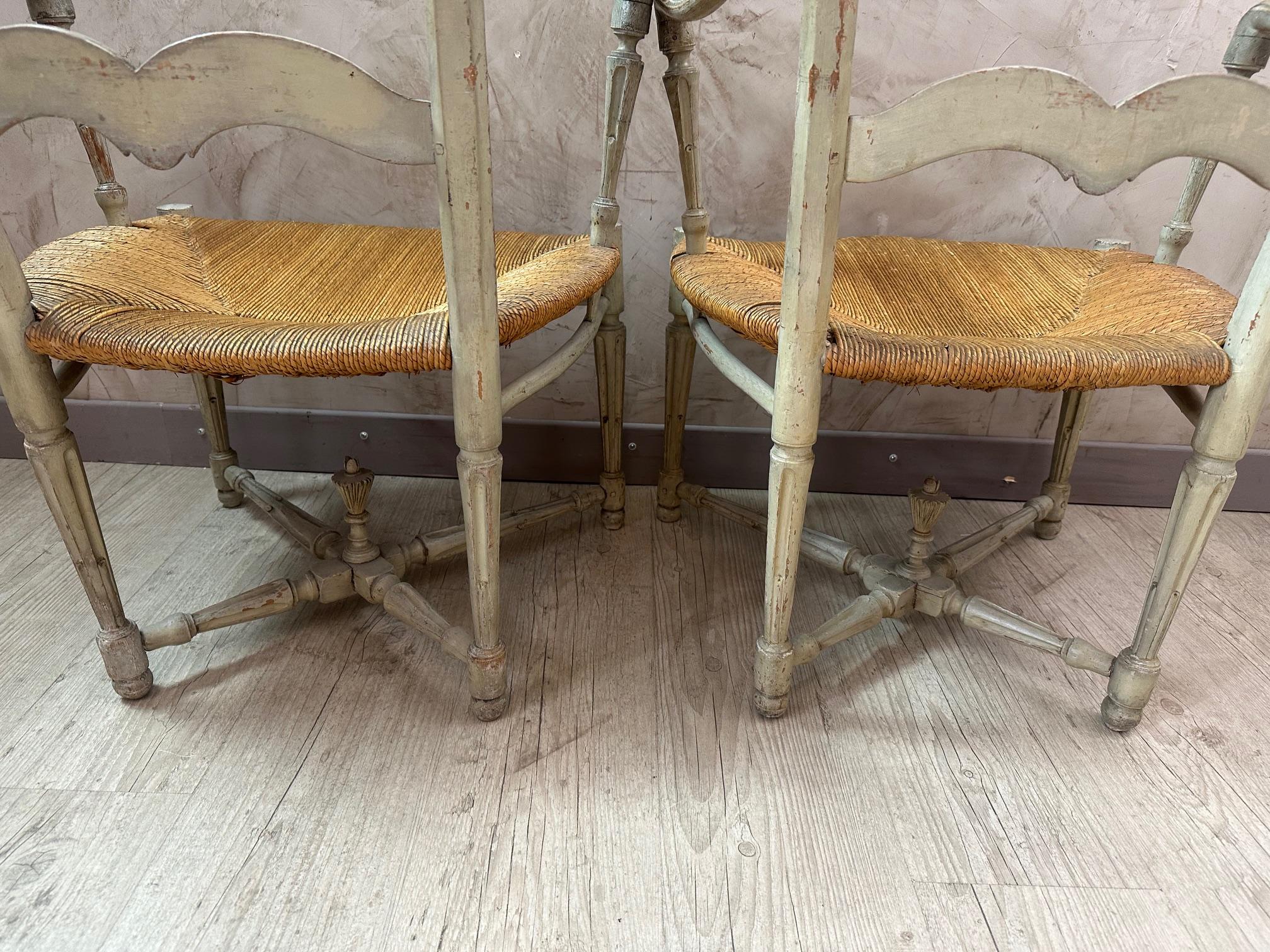 18th century, Pair of French Provincial Straw and Wood Armchair 4