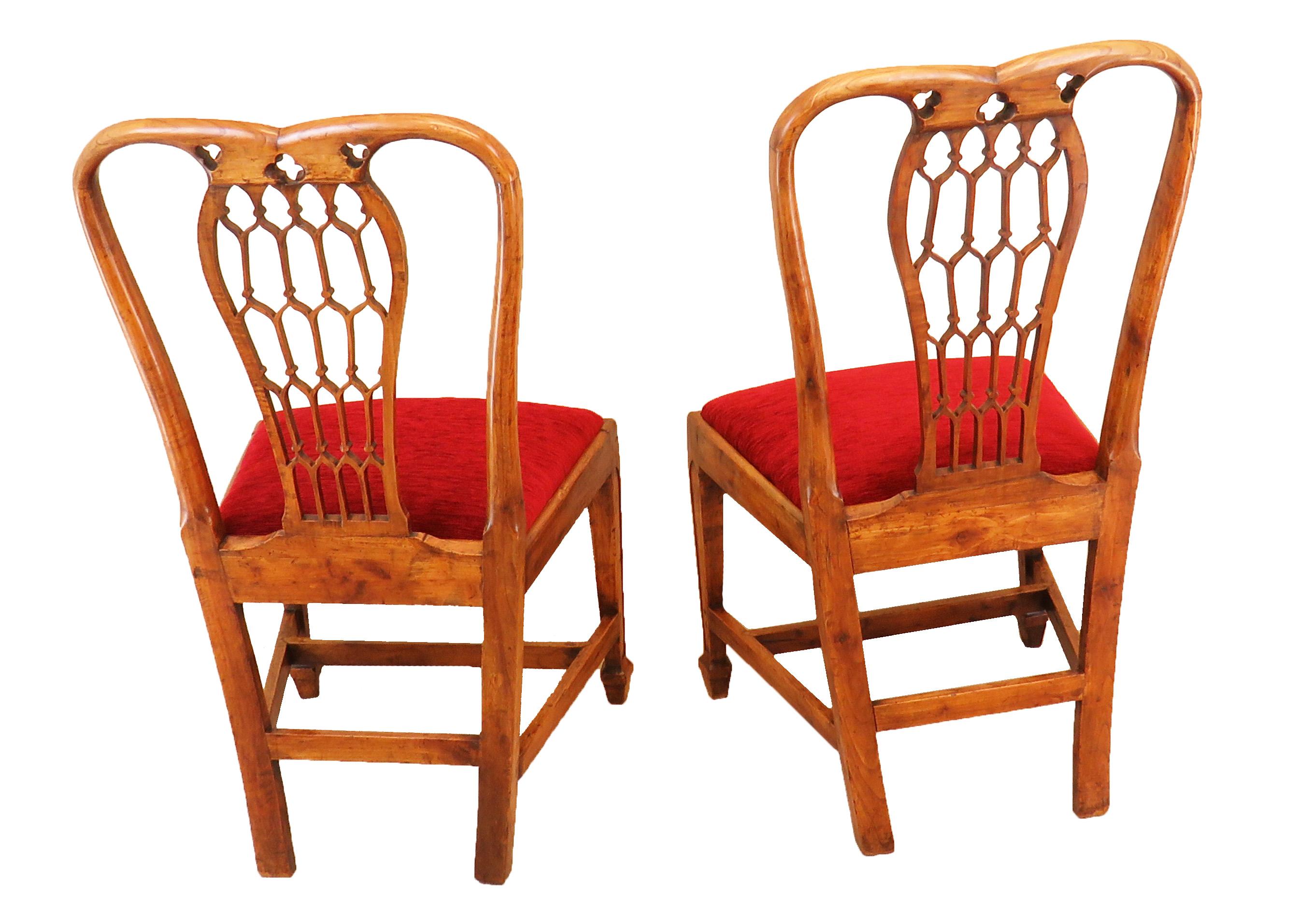 18th Century Pair of Fruitwood English Side Chairs 1
