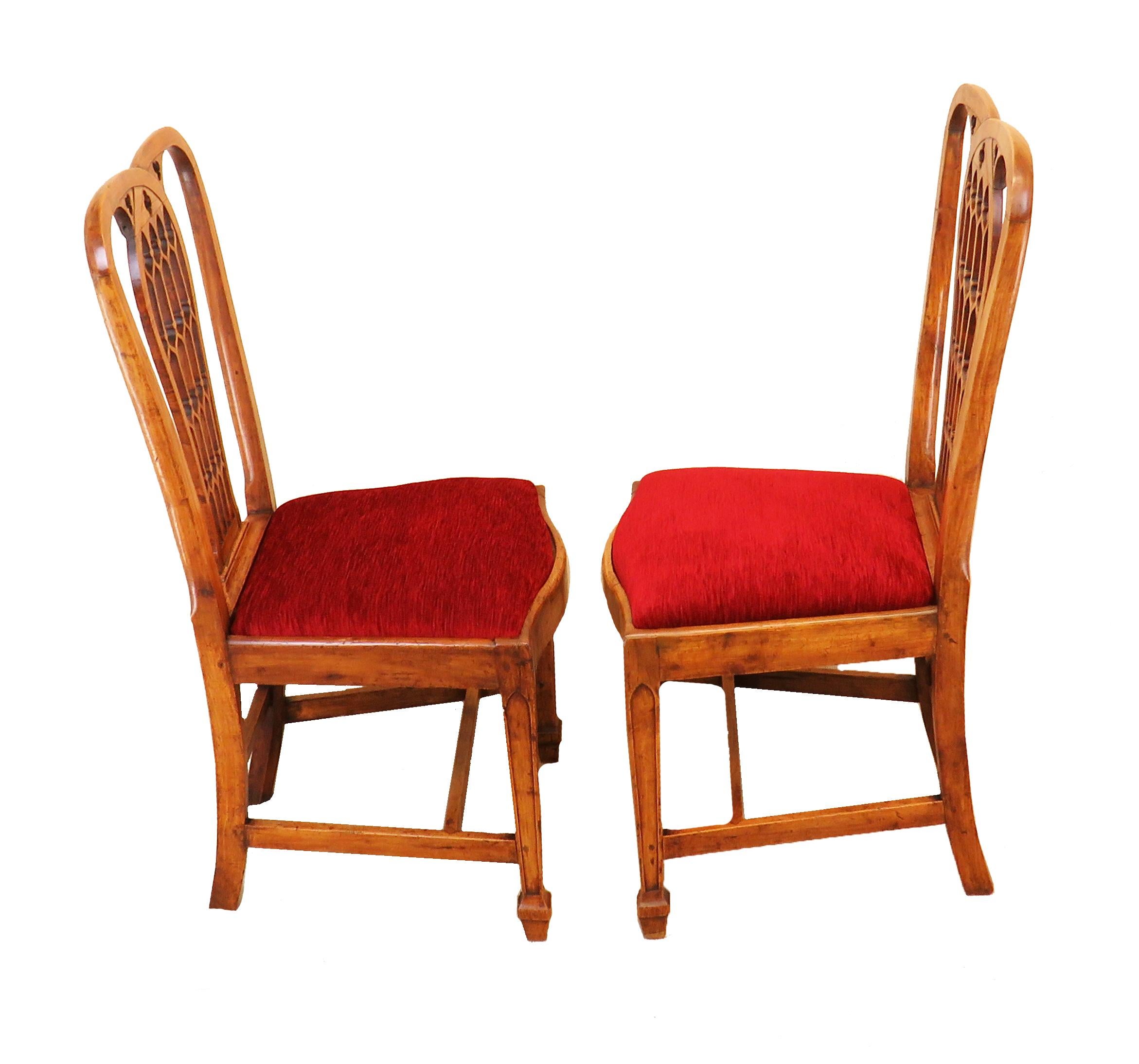 18th Century Pair of Fruitwood English Side Chairs 2
