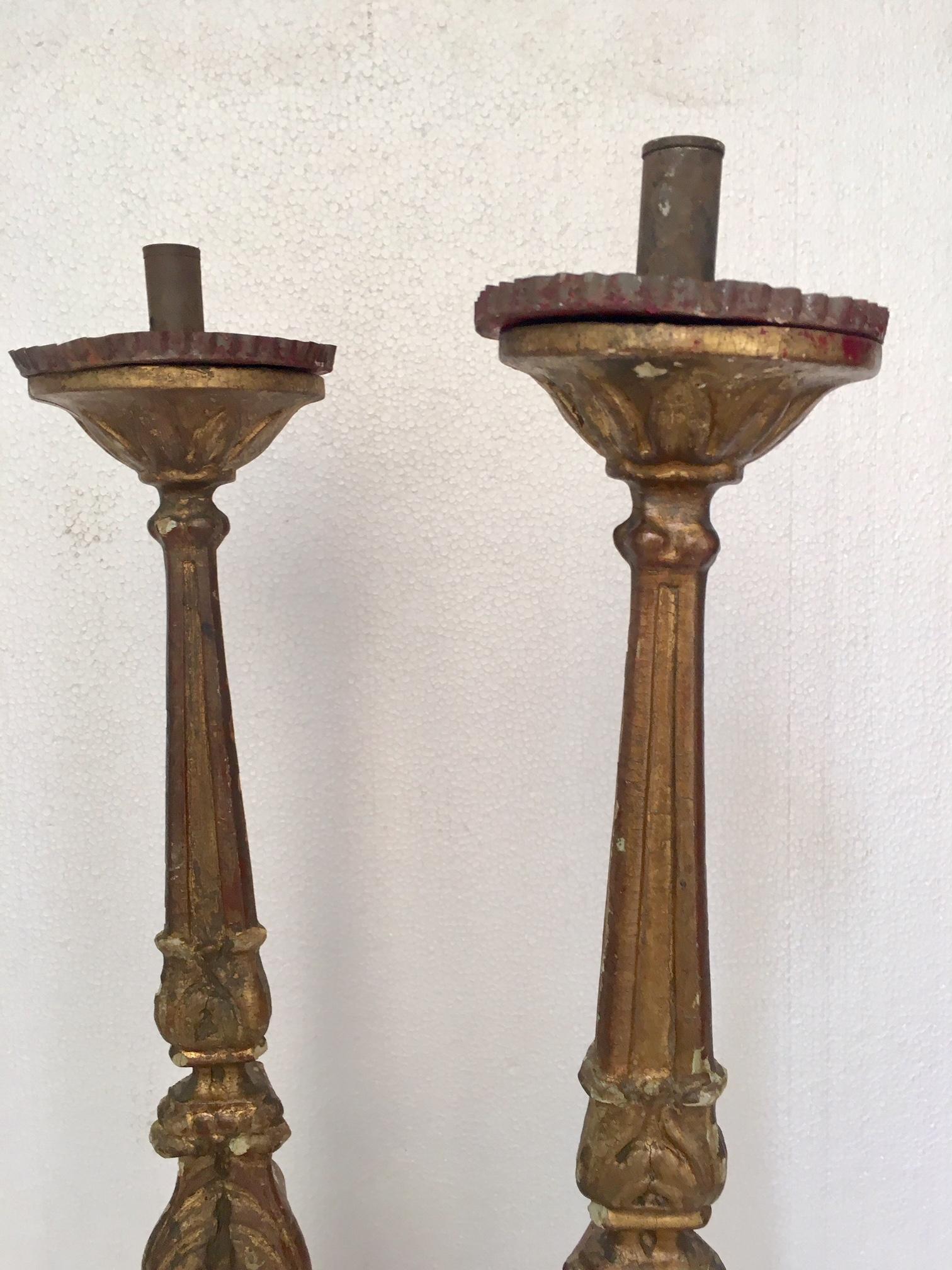 18th Century Pair of Giltwood Spanish Torchère 4