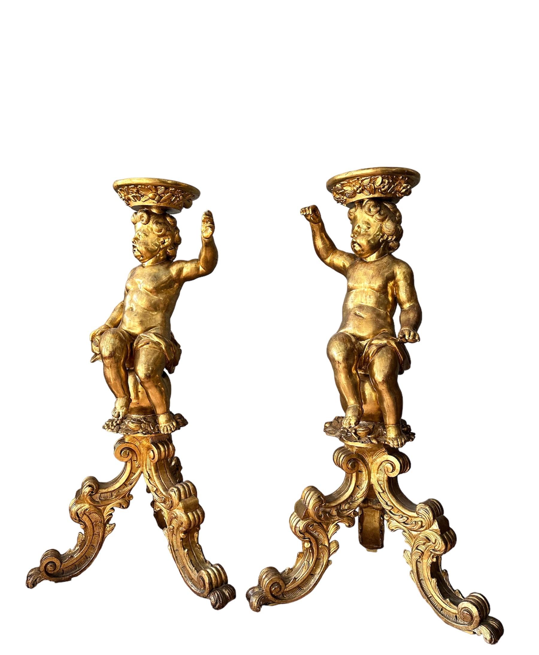 Paar vergoldete Holzschnitzereien aus dem 18. Jahrhundert, Putten 2
