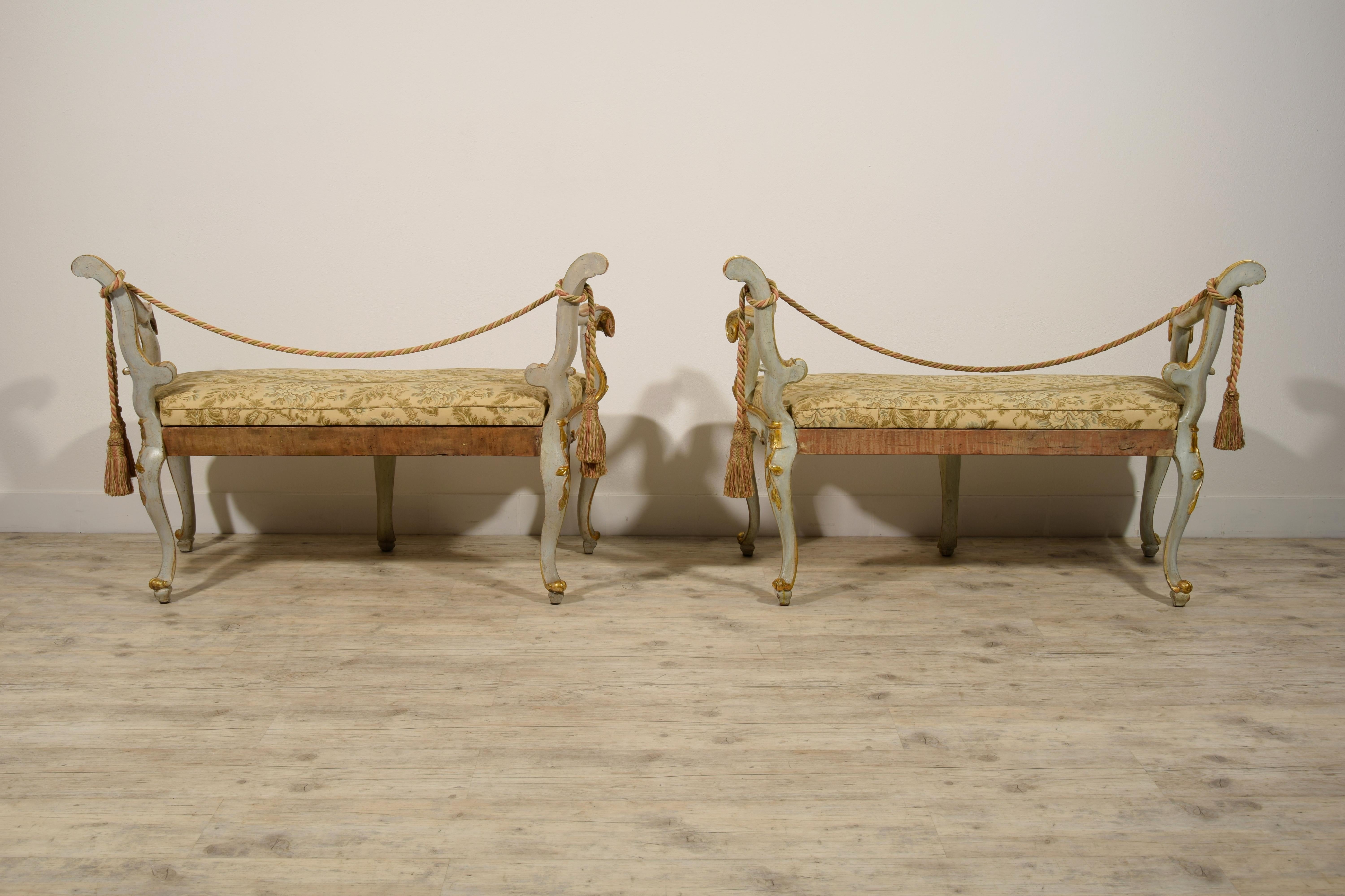 18th Century, Pair of Italian Baroque Lacquered and Gilt Wood Benches For Sale 15