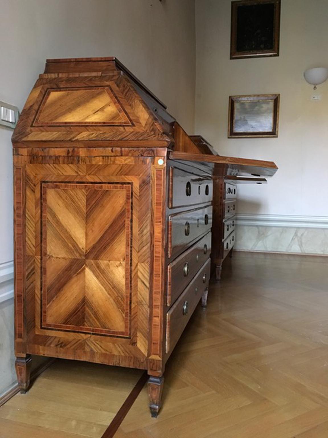 Hand-Crafted 18th Century Pair of Italian Inlaid Walnut Chests of Drawers with Secretaire For Sale