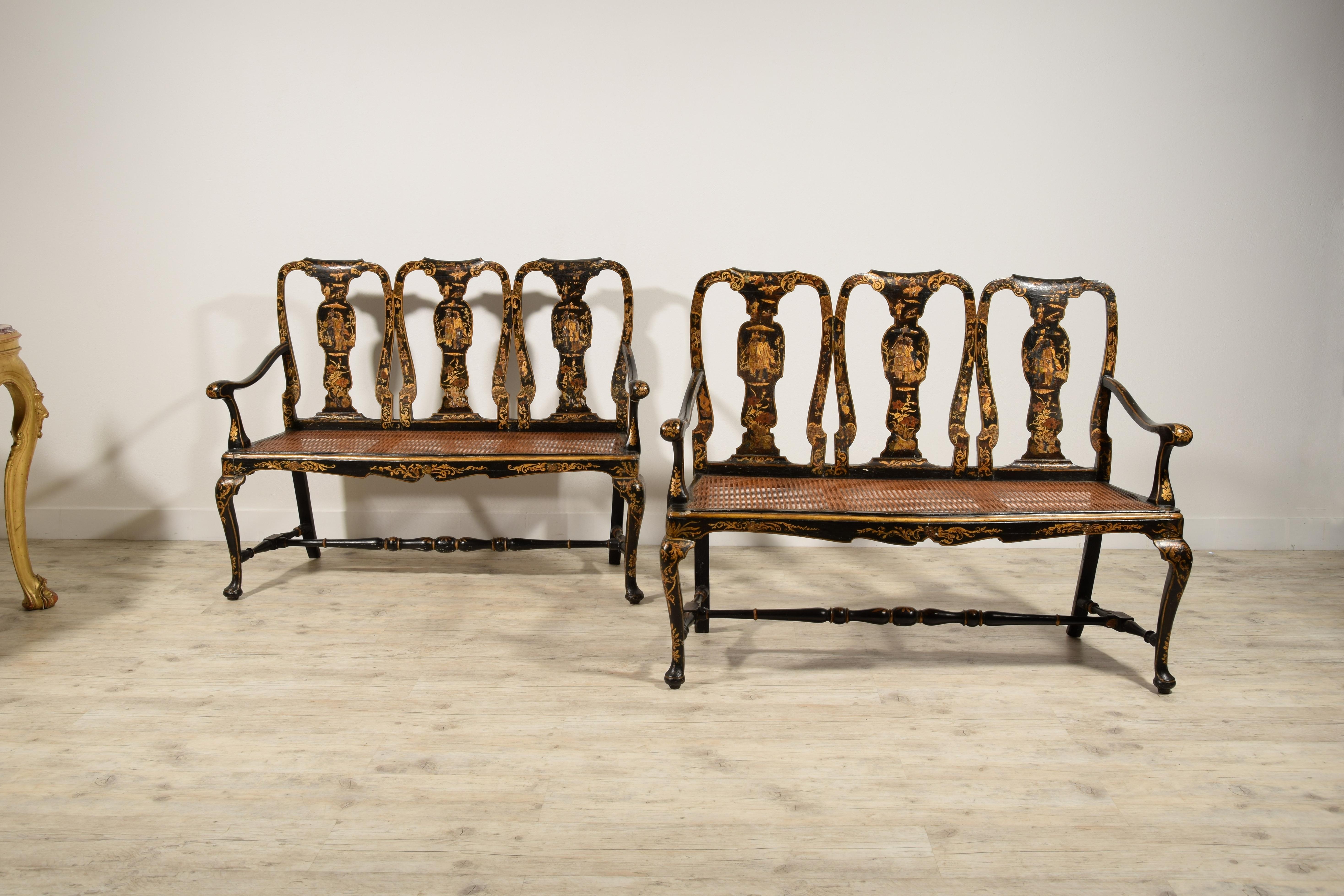 18th Century, Pair of Italian Lacquered Chinoiserie Wood Sofas 4