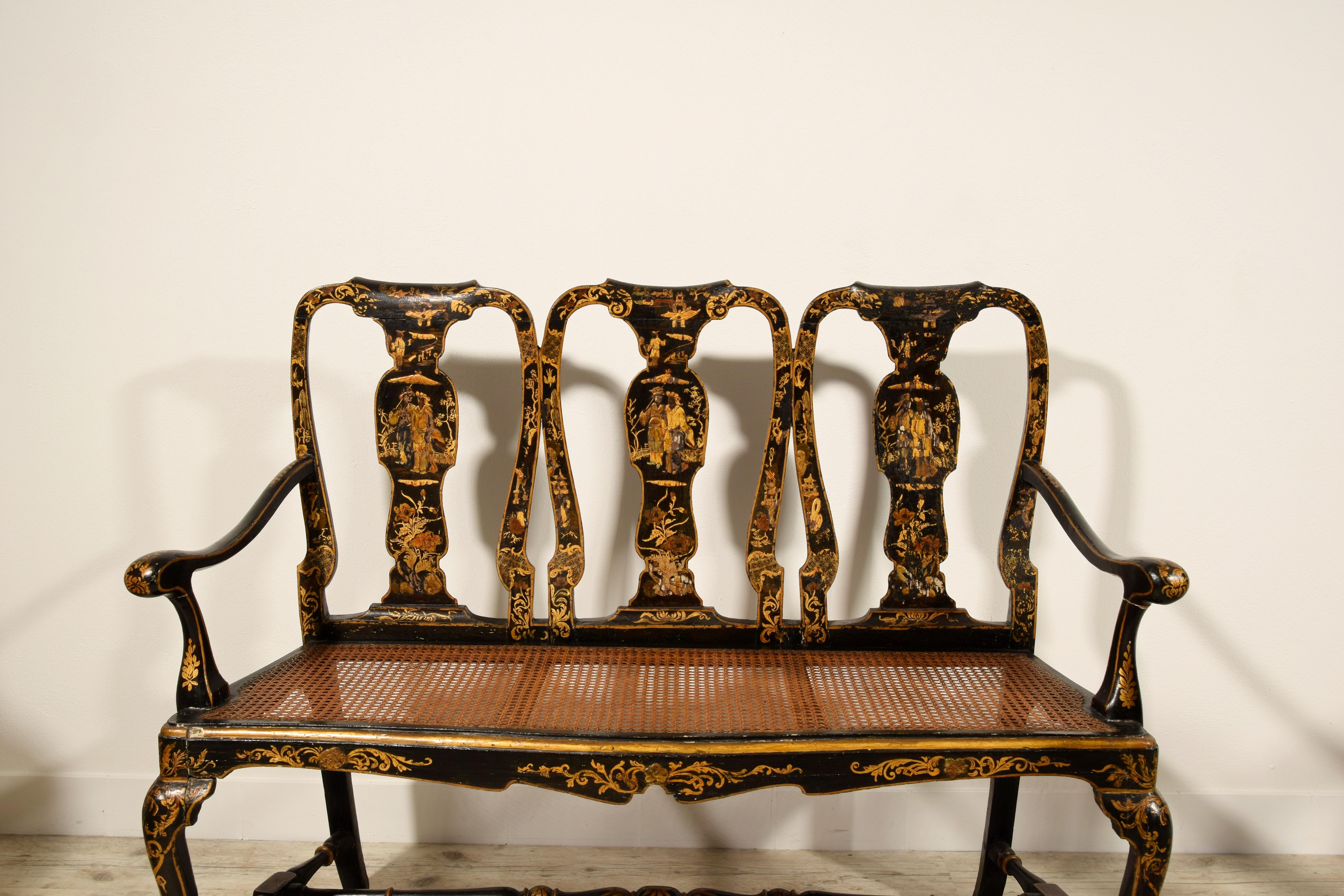 18th Century, Pair of Italian Lacquered Chinoiserie Wood Sofas 6