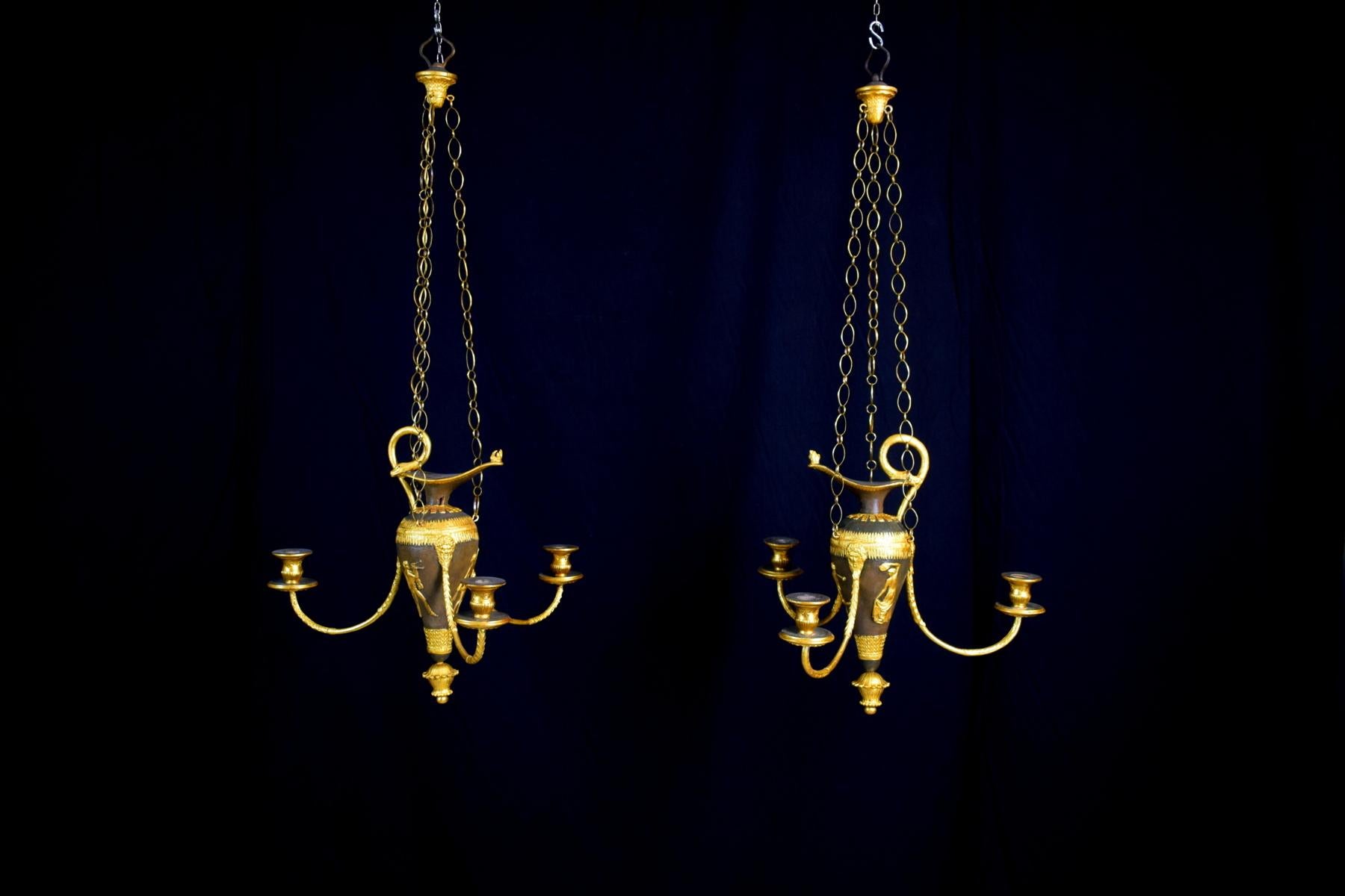 18th Century, Pair of Italian Lacquered Wood and Gilded Pastiglia Chandeliers 12