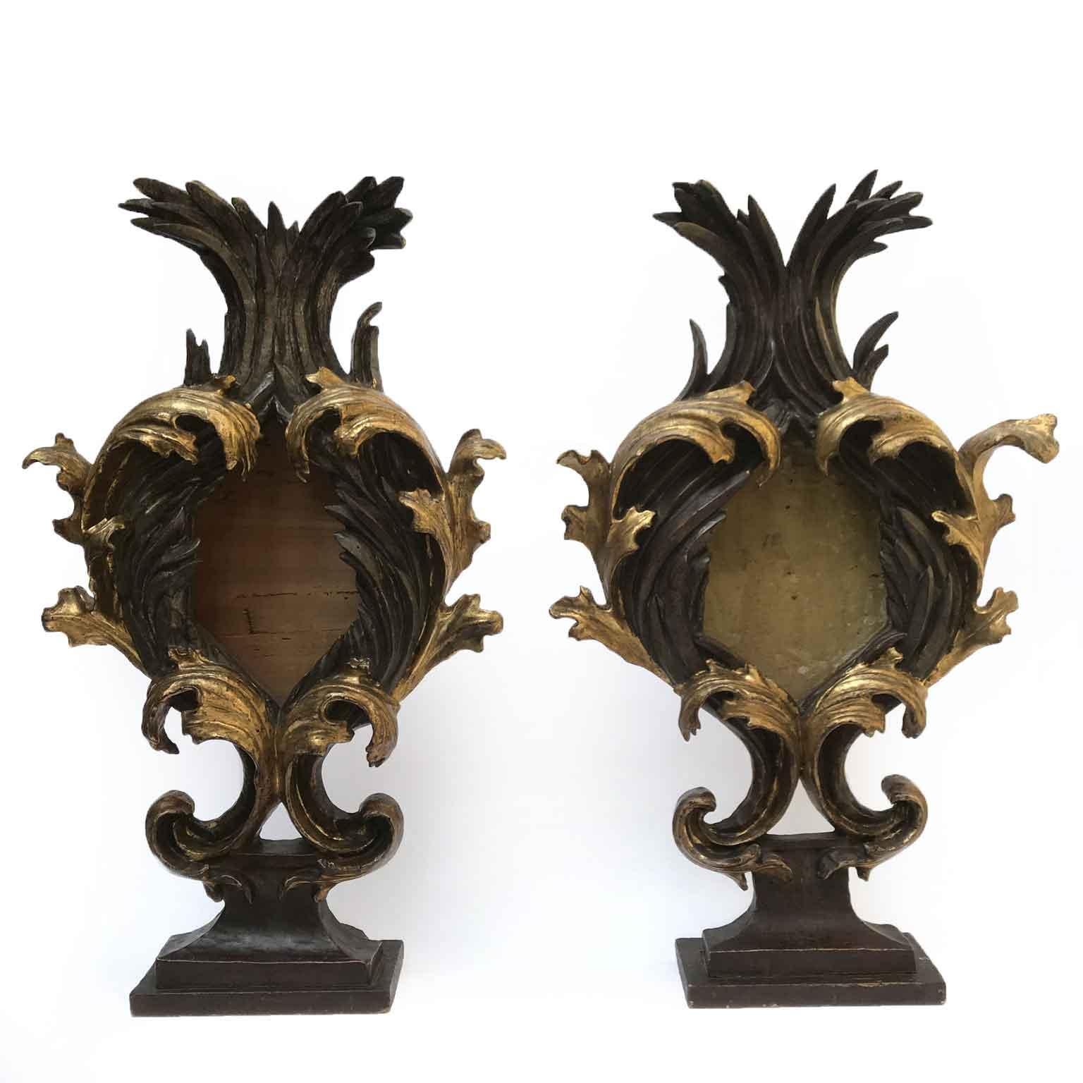18th Century Pair of Italian Large Reliquary Gilt Silvered Carved Wood 12