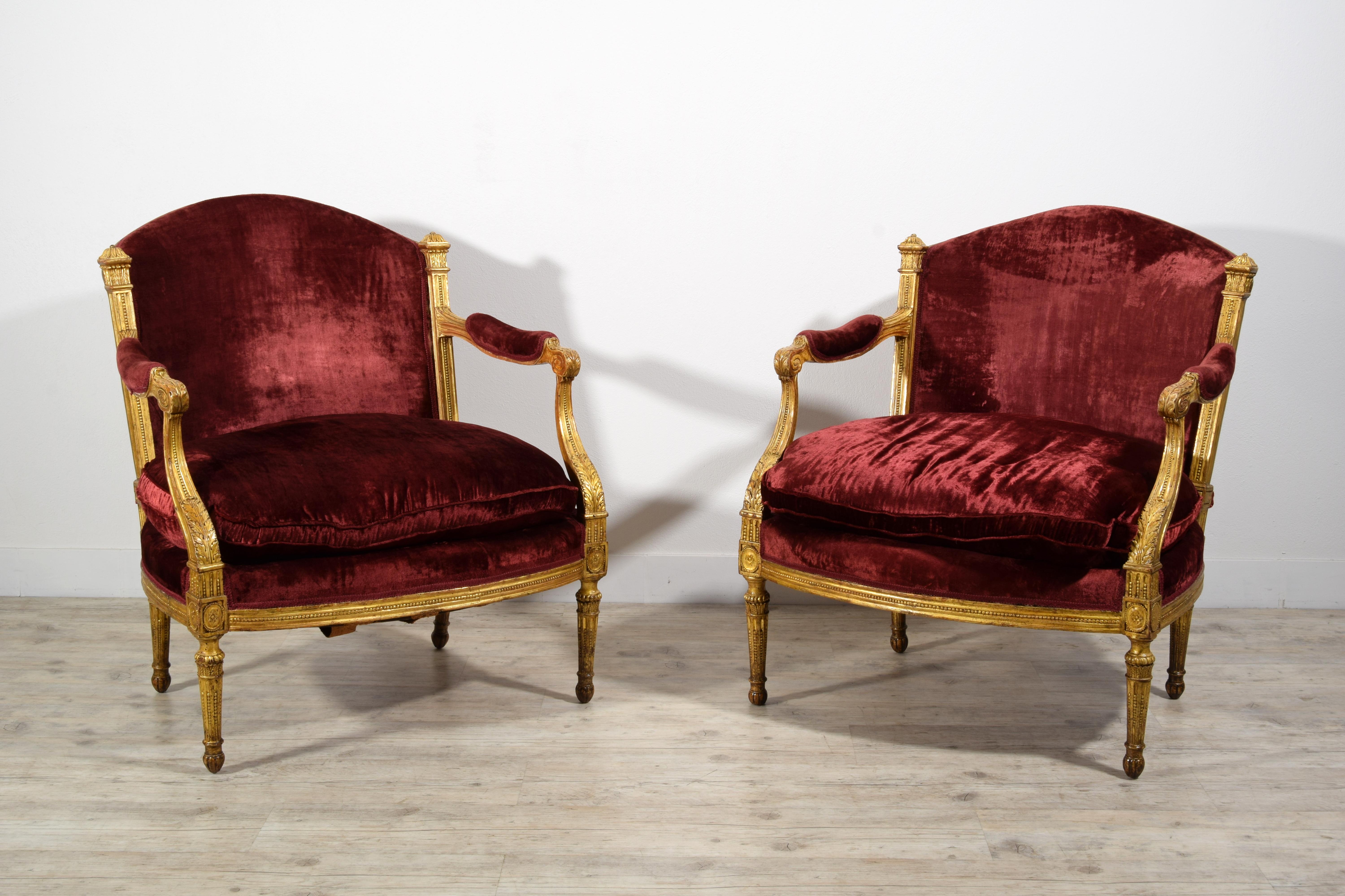 18th Century 18th century Pair of Italian Large Wood Armchairs 