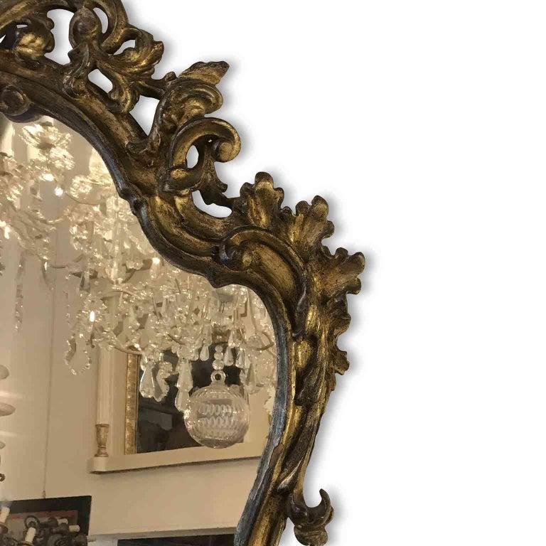 Pair of Italian Louis XV Mirrors 18th Century Mercury Glass Shaped Mirrors For Sale 2