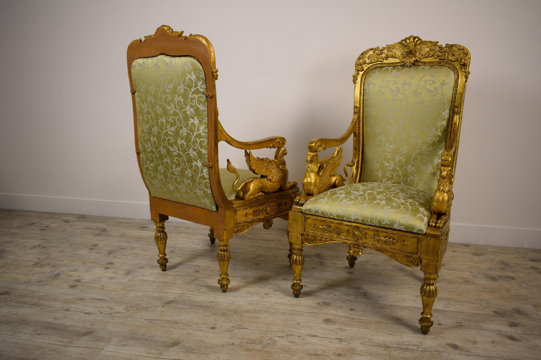 18th Century, Pair of Italian Neoclassical Carved Giltwood Armchairs 8