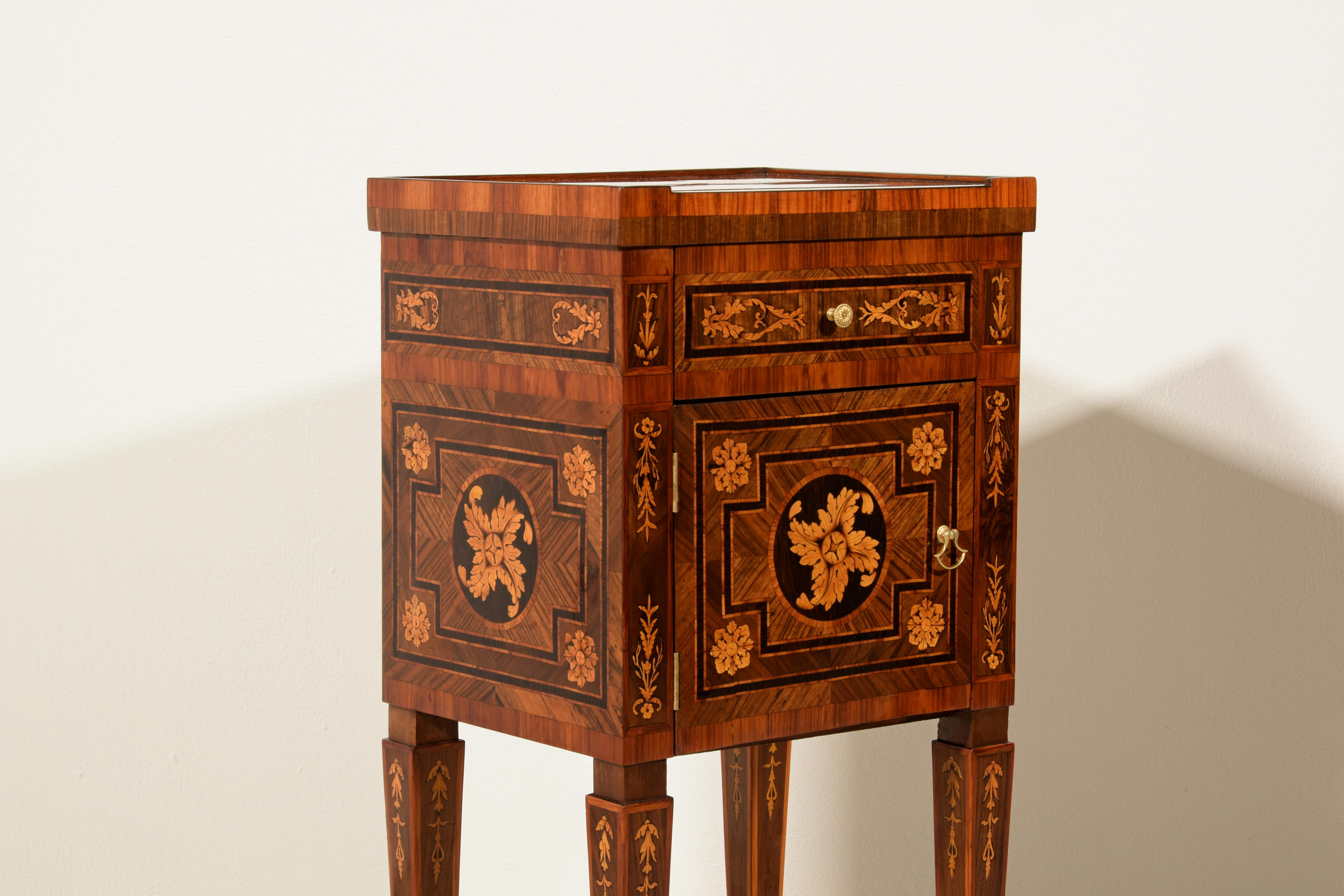 18th Century, Pair of Italian Neoclassical Inlaid Wood Bedside Tables 7