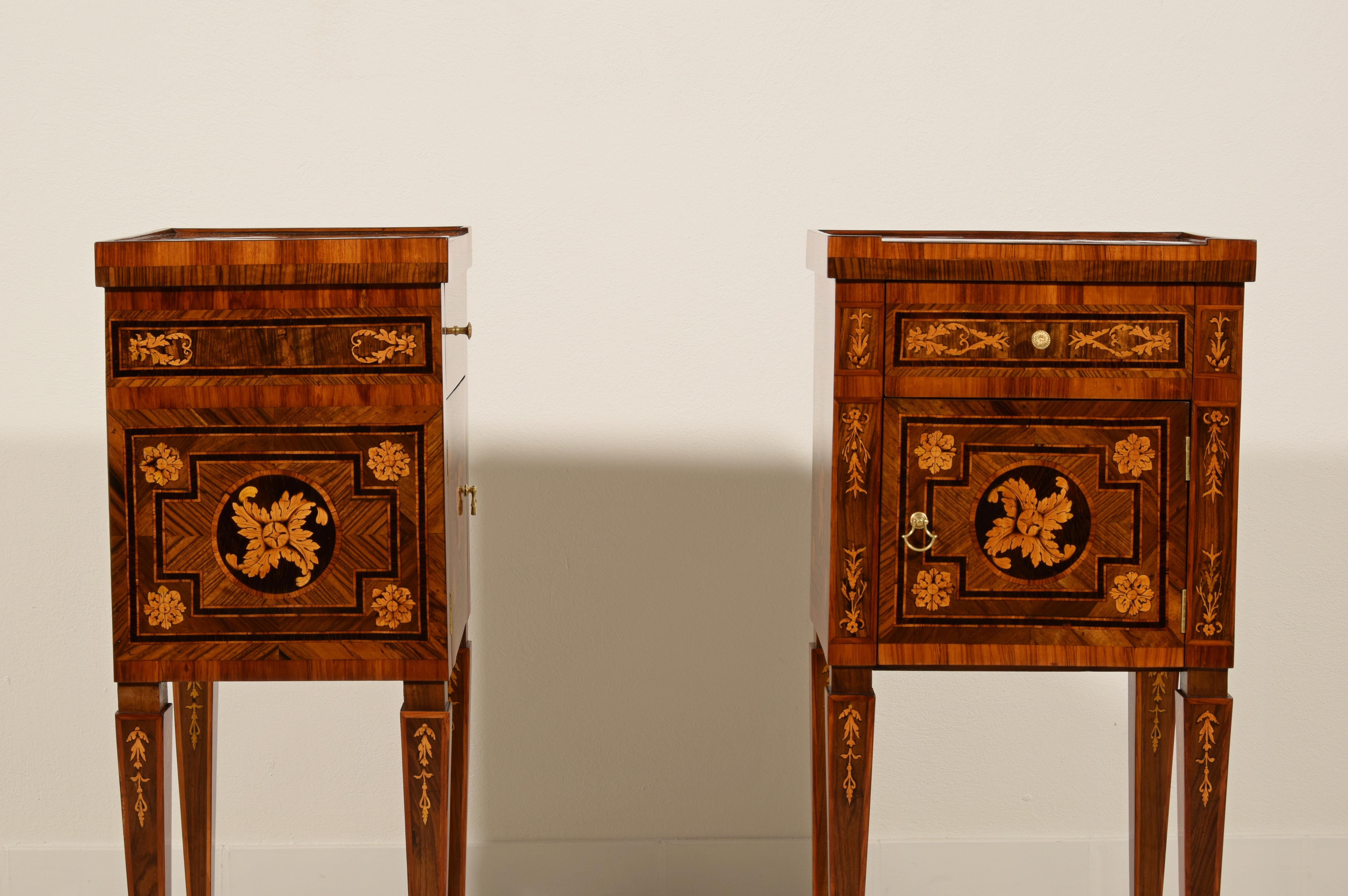 18th Century, Pair of Italian Neoclassical Inlaid Wood Bedside Tables 3
