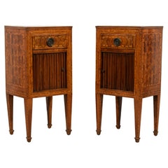 XVIII secolo, Coppia di comodini italiani neoclassici in legno intarsiato