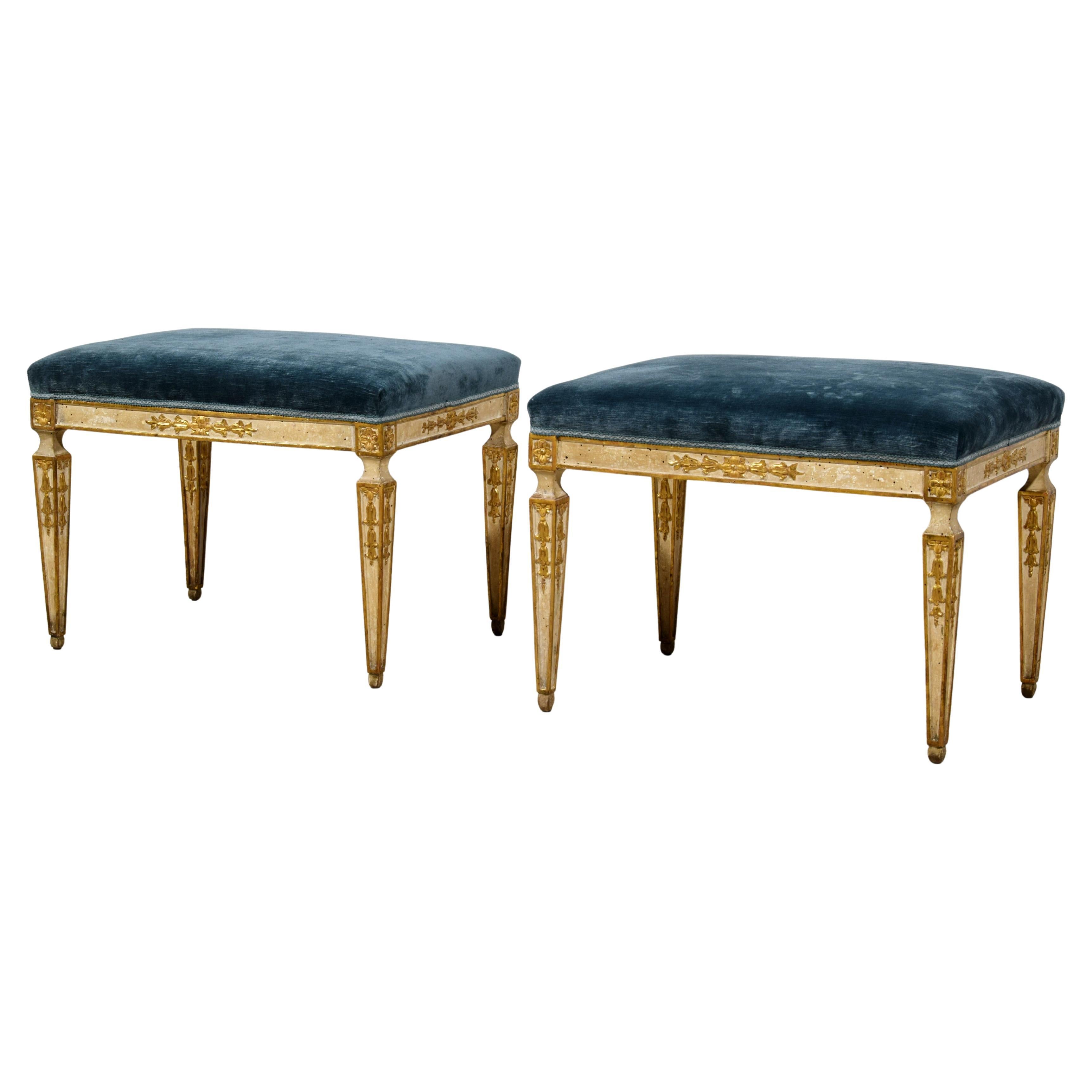 18th Century, Pair of Italian Neoclassical Stools