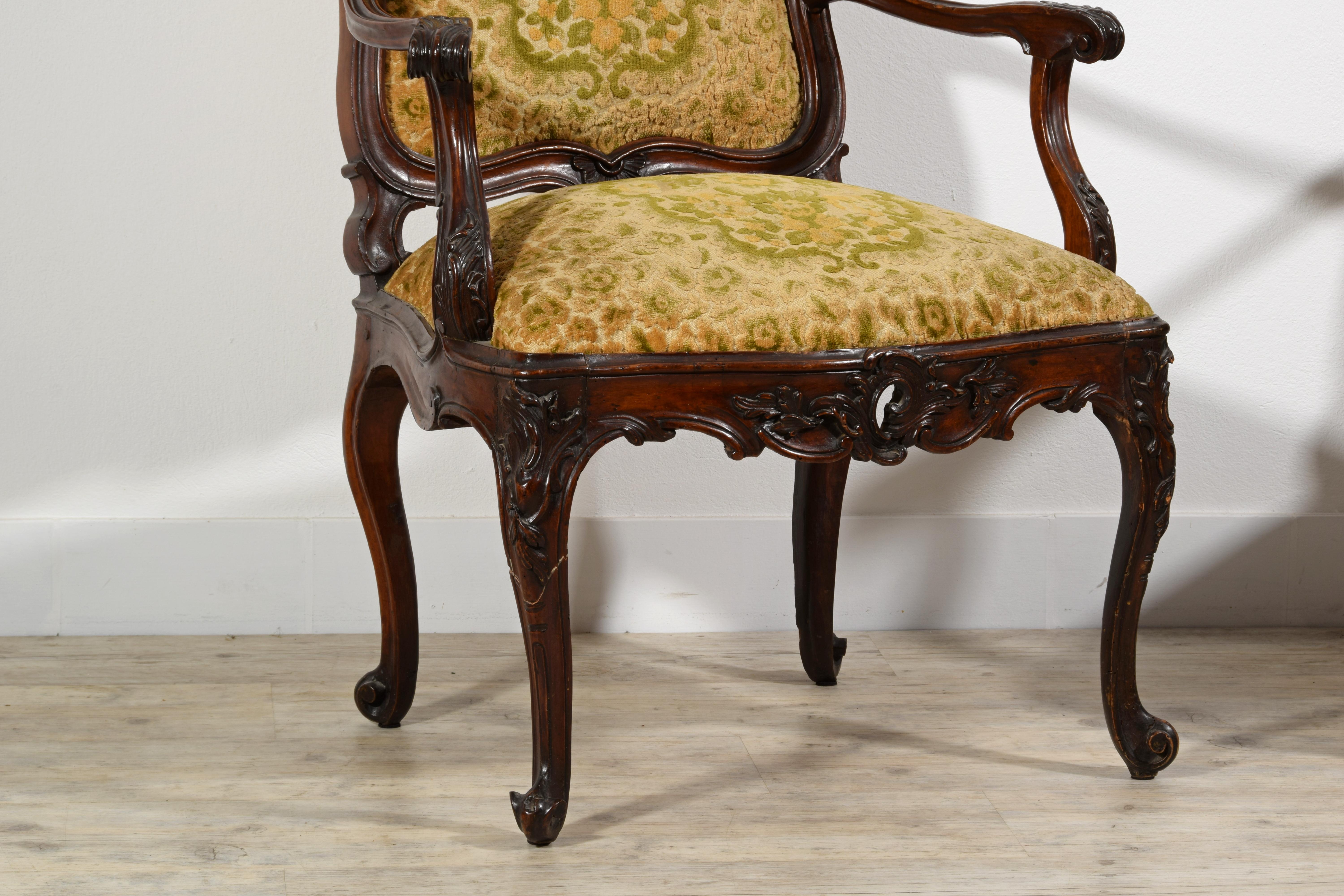 18th Century, Pair of Italian Wood Armchairs For Sale 9