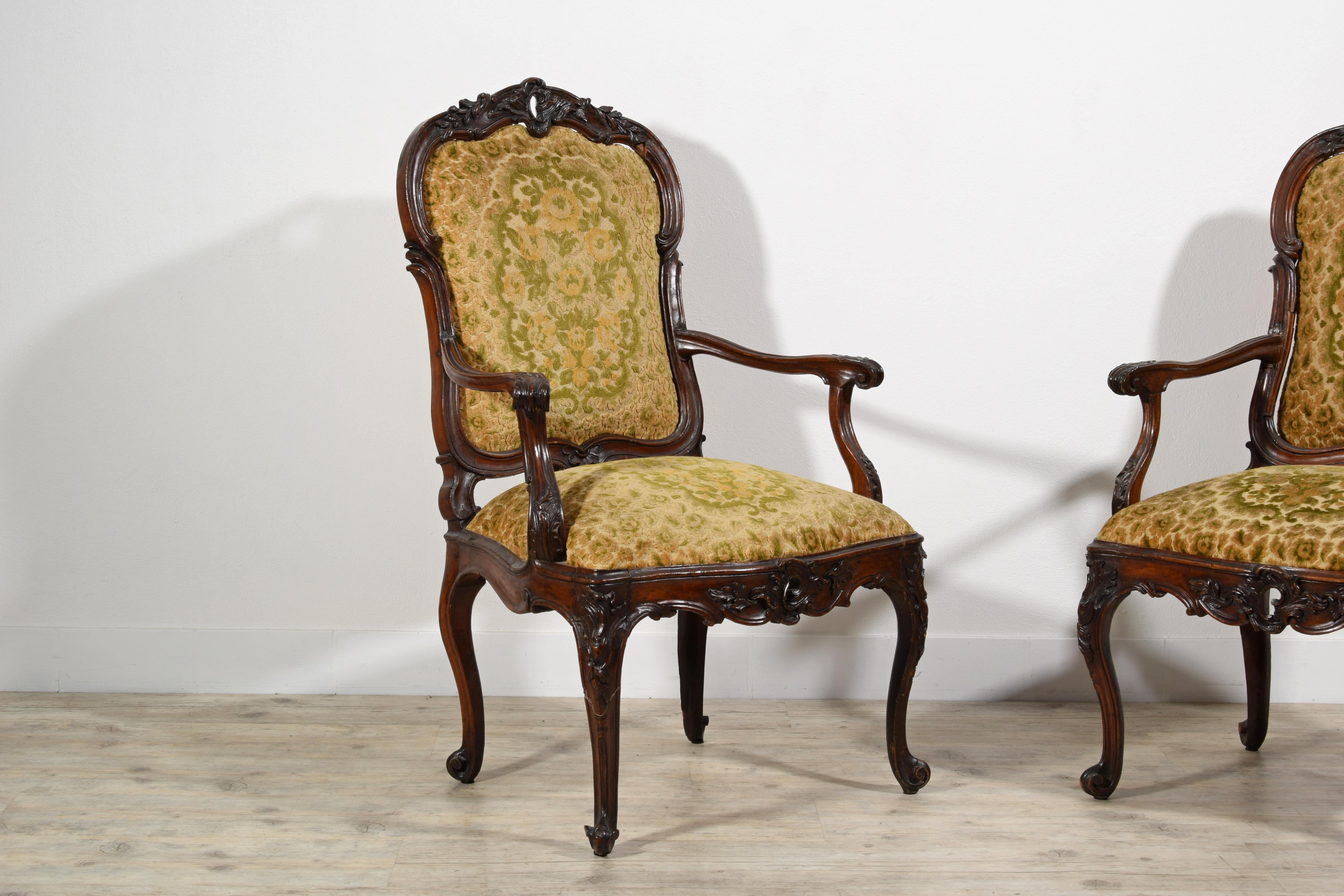 18th Century, Pair of Italian Wood Armchairs For Sale 2