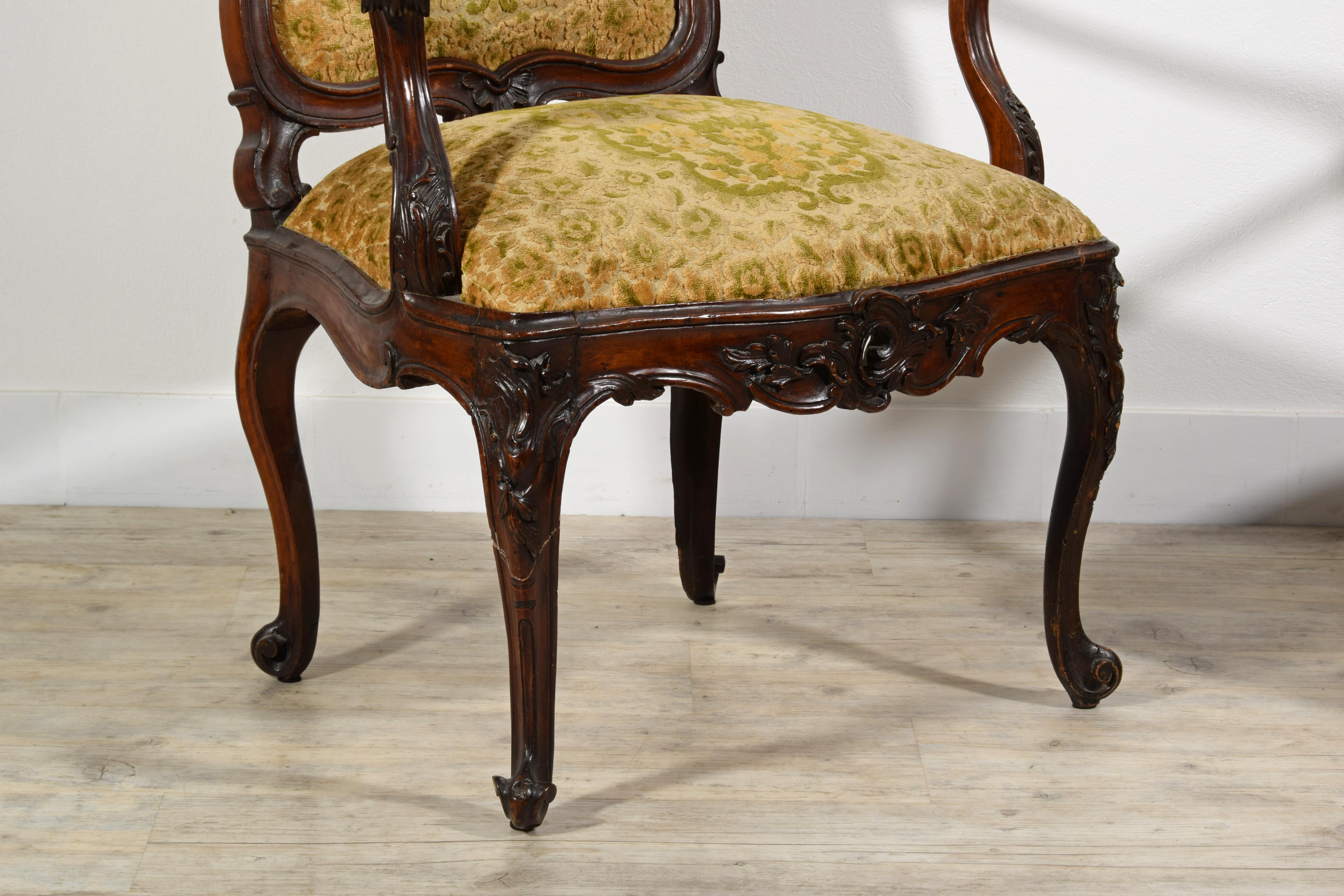 18th Century, Pair of Italian Wood Armchairs For Sale 4