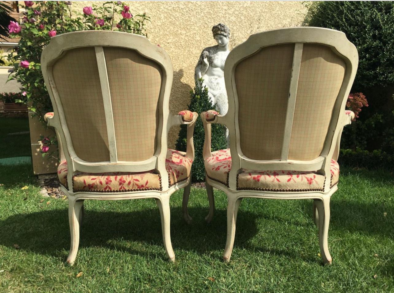 18th Century, Pair of Laquered Armchairs, Louis XV Period For Sale 3