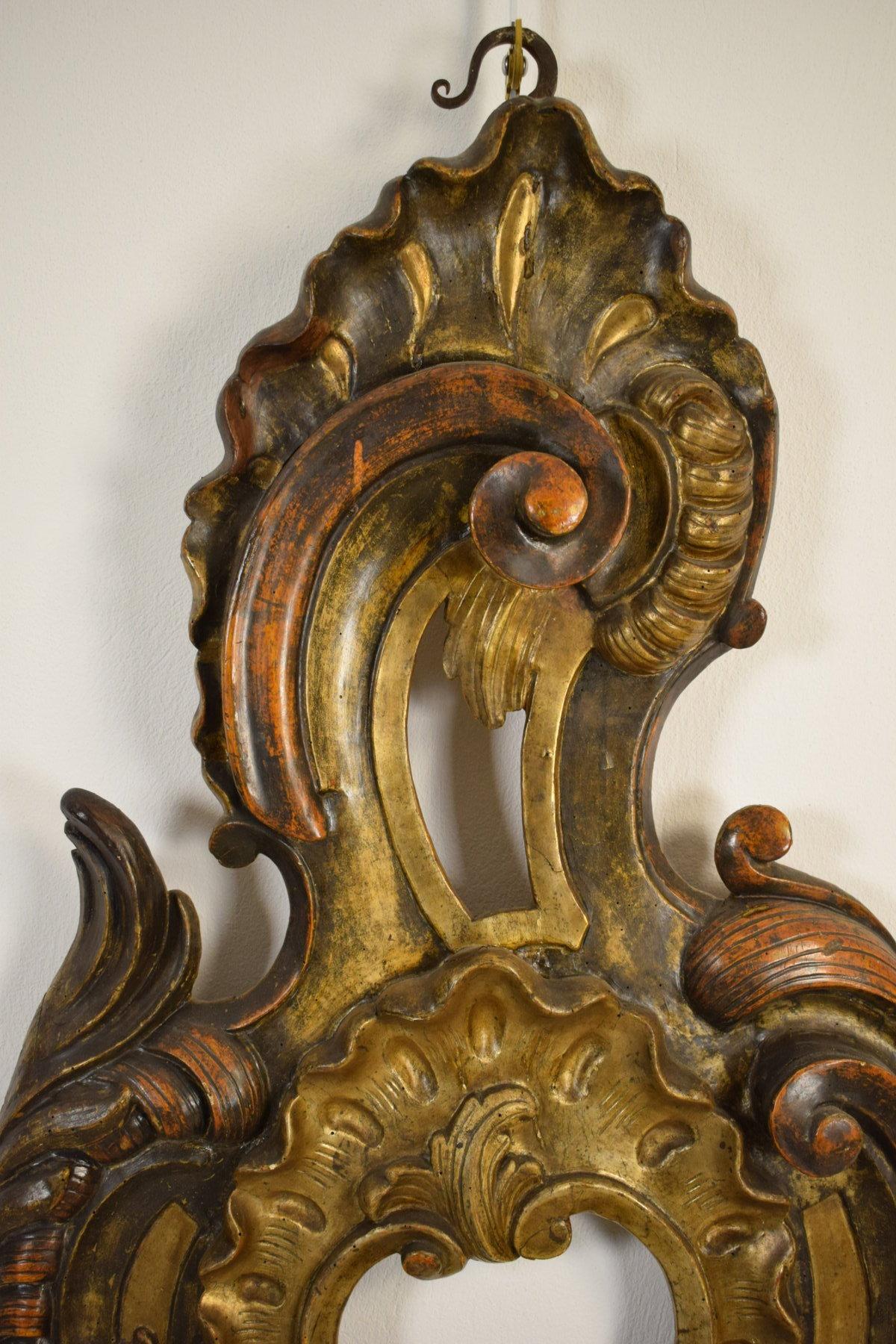 18th Century, Pair of Large Italian Carved and Gilded Wood Applique 4