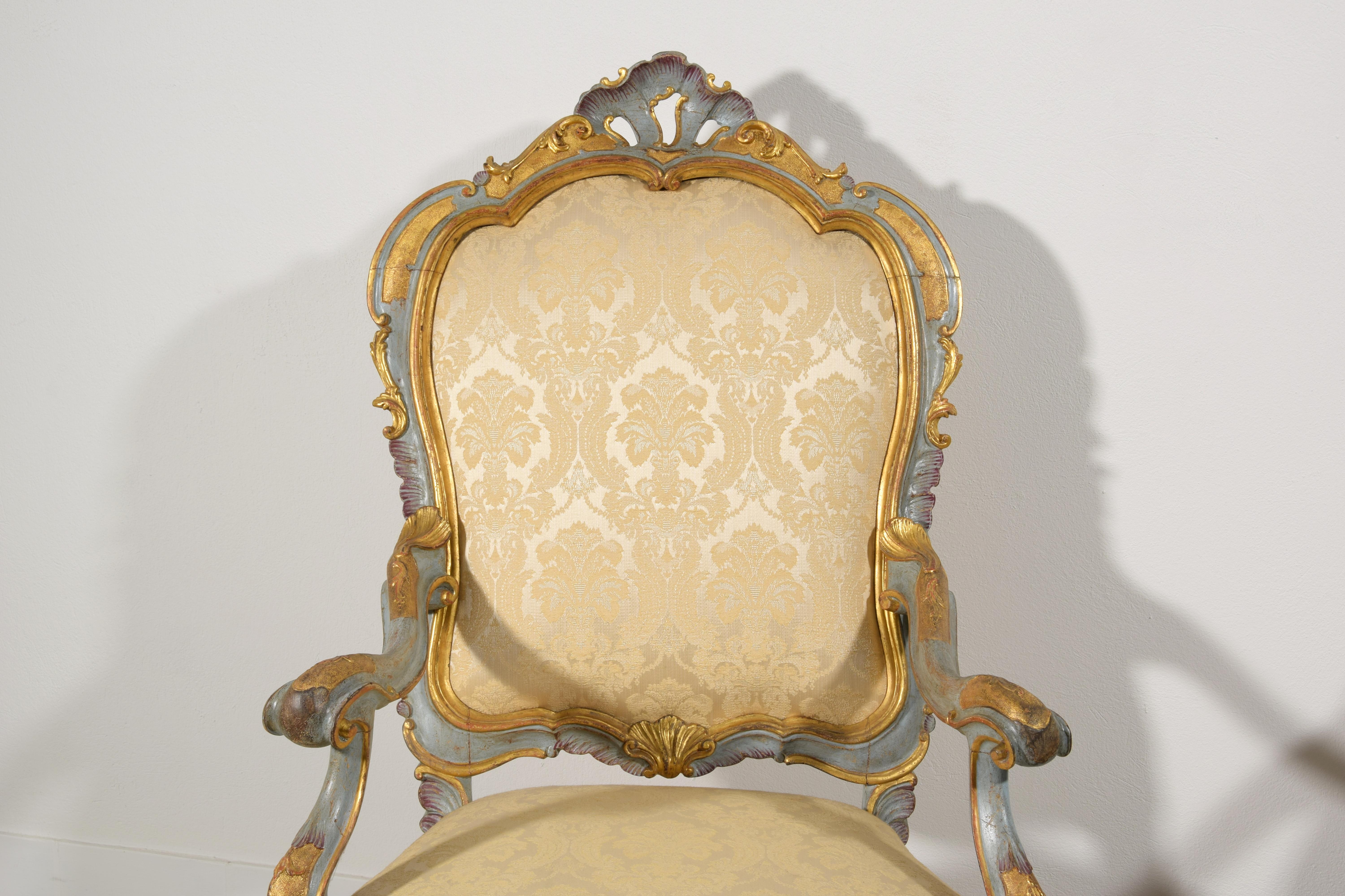 Paire de grands fauteuils vénitiens barocchetto laqués et en bois doré du 18ème siècle  en vente 8