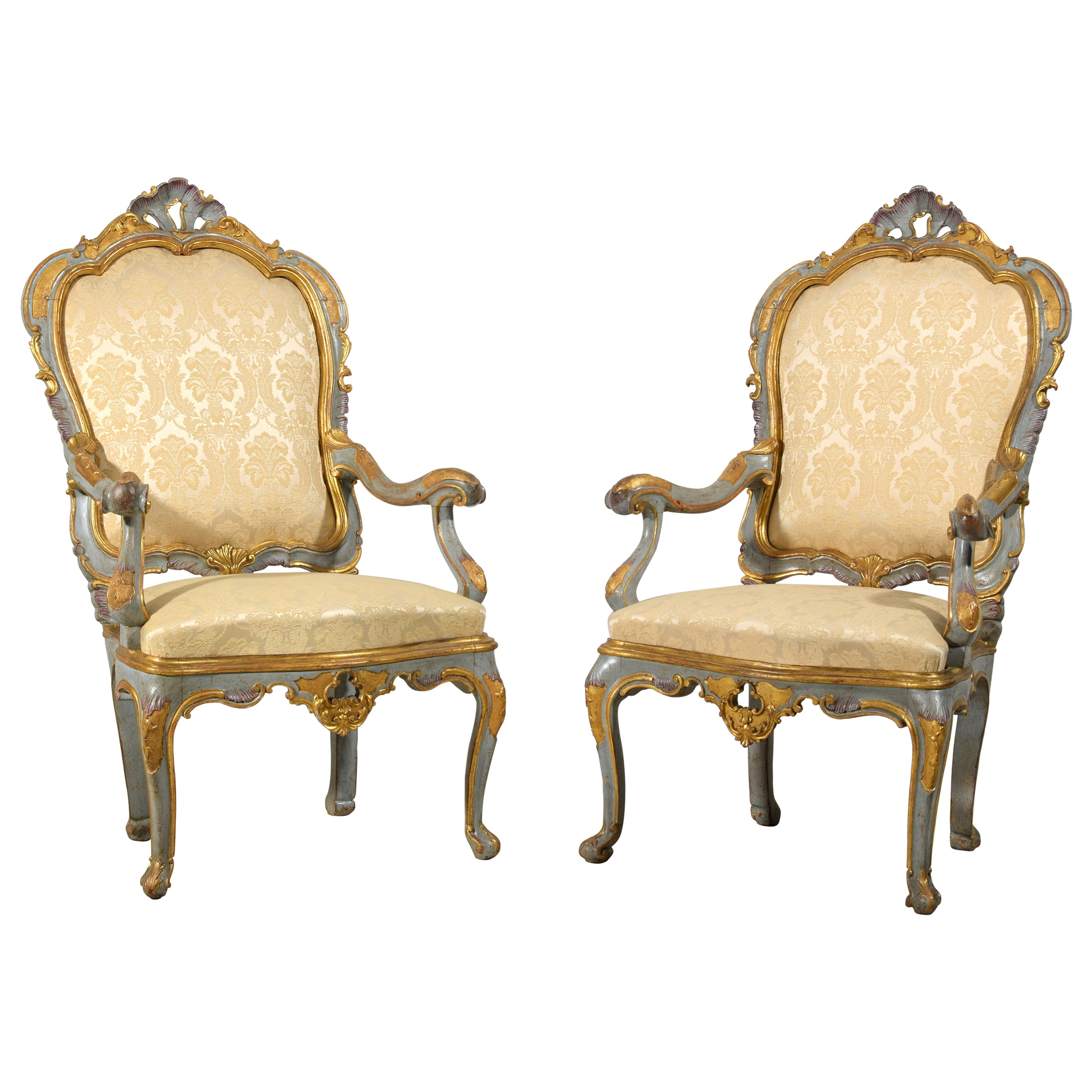 Paire de grands fauteuils vénitiens barocchetto laqués et en bois doré du 18ème siècle en vente