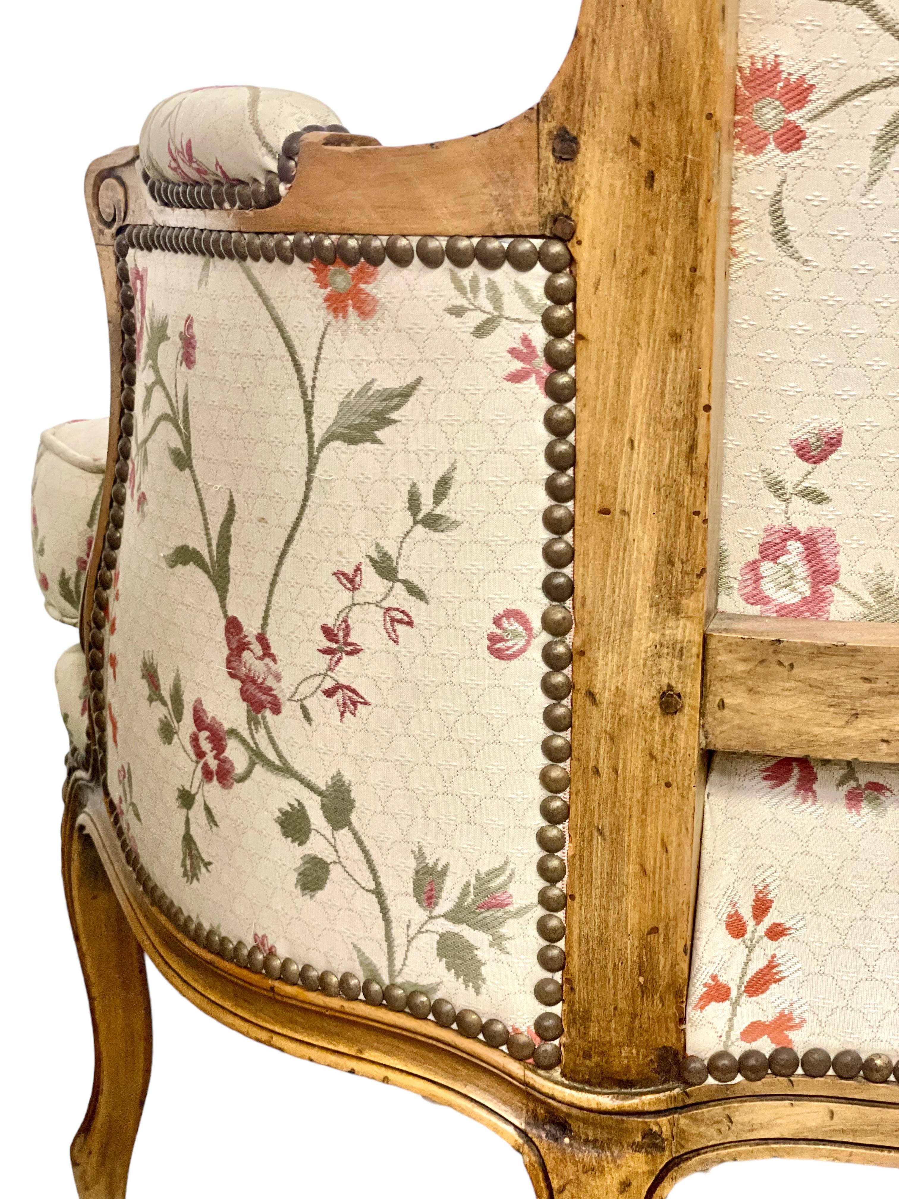 Français Paire de chaises Bergère d'époque Louis XV du XVIIIe siècle en vente